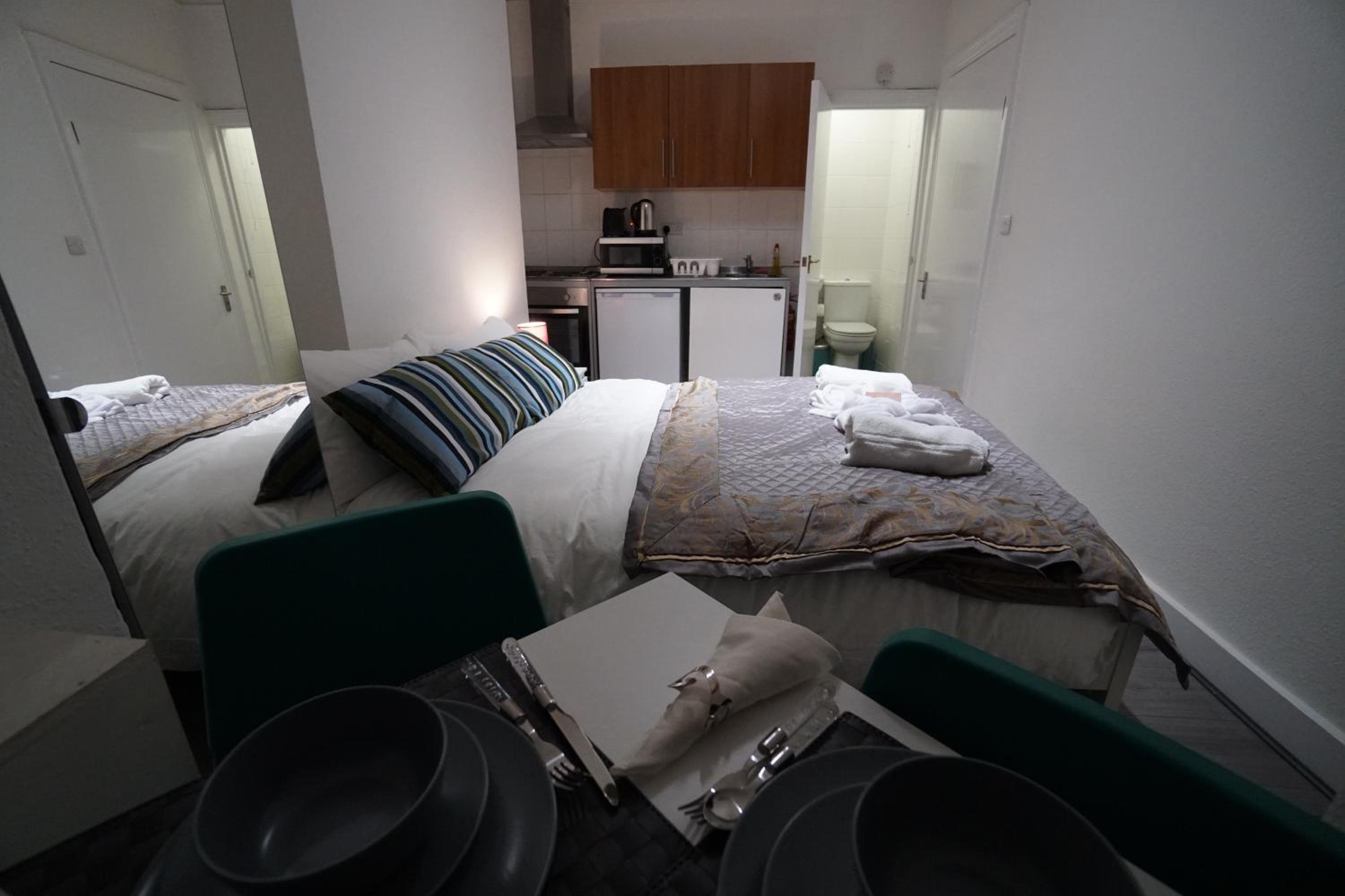 London Queen Park Apartments