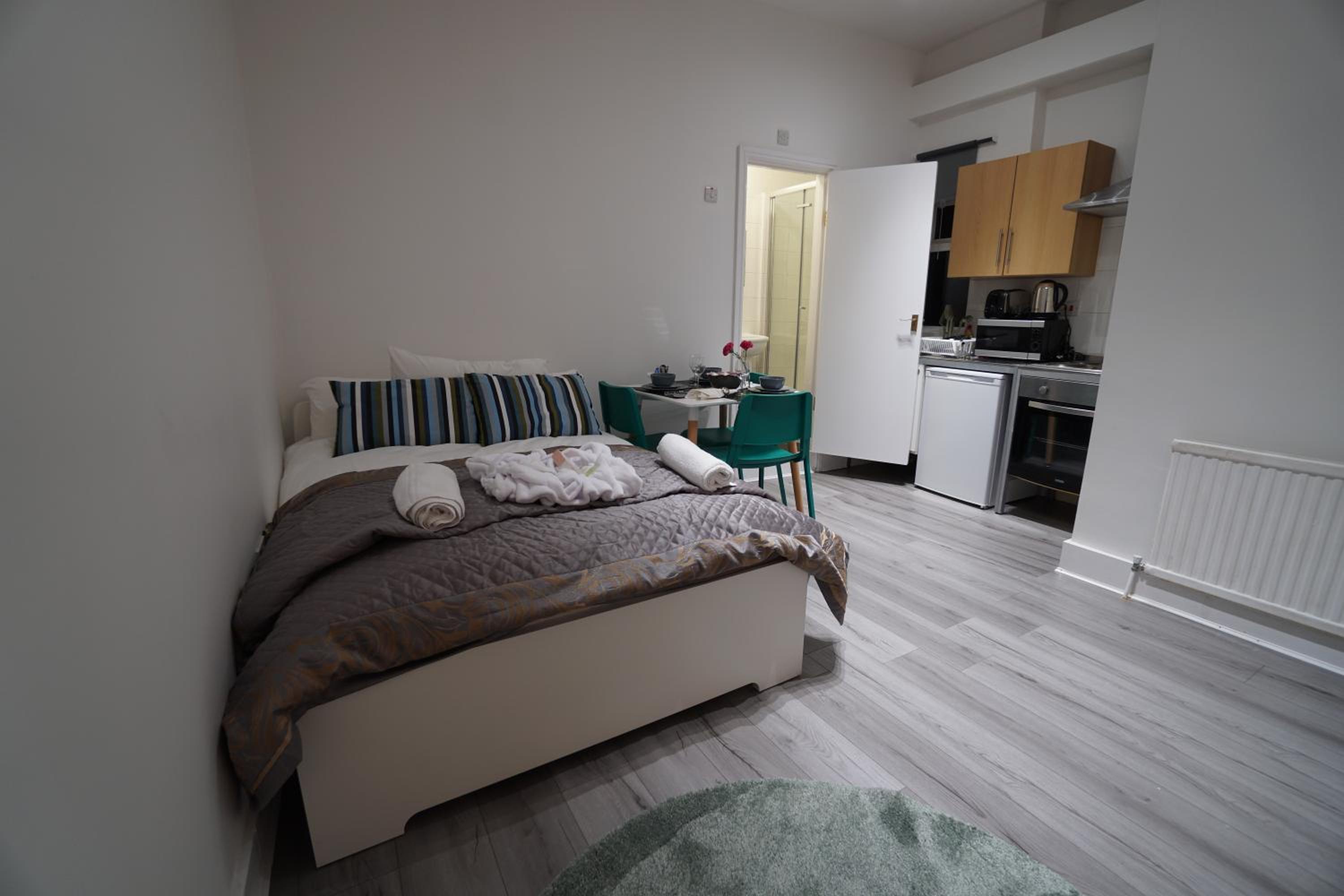 London Queen Park Apartments