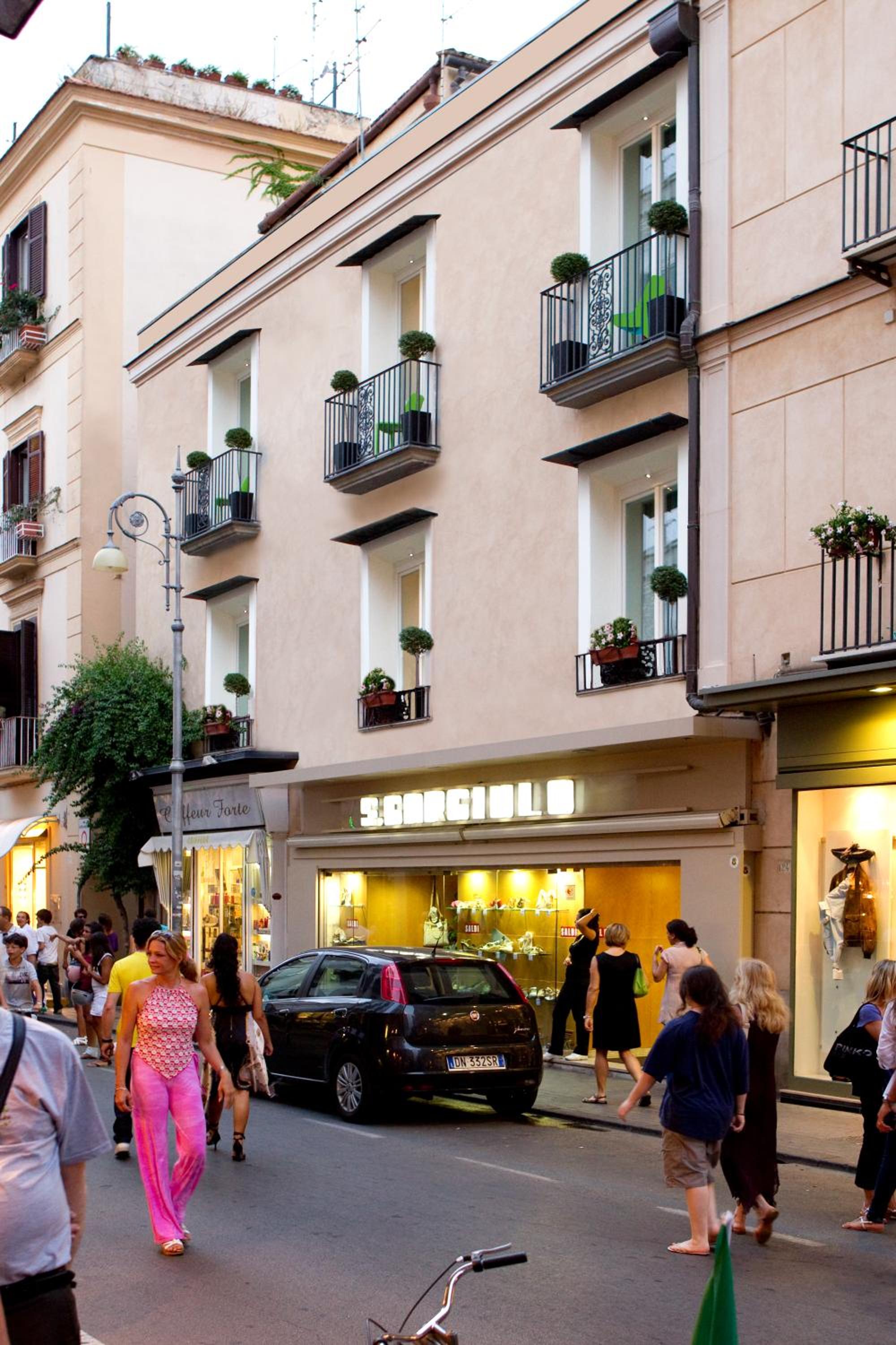 Hotel Palazzo Montefusco - Image 1