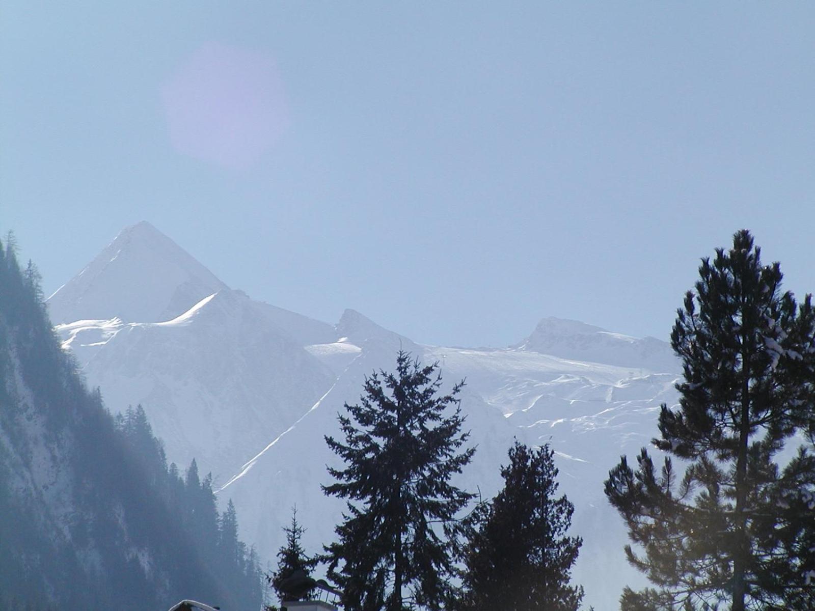Dorfchalets & Apartments - in Kaprun centre including FREE entry Tauern Spa and Summer Card