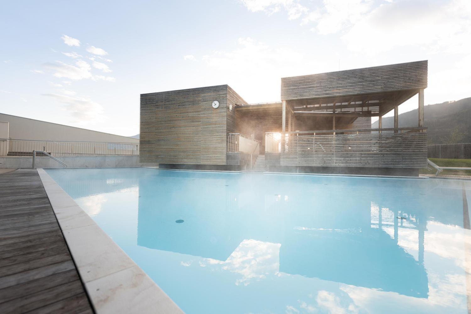Dorfchalets & Apartments - in Kaprun centre including FREE entry Tauern Spa and Summer Card
