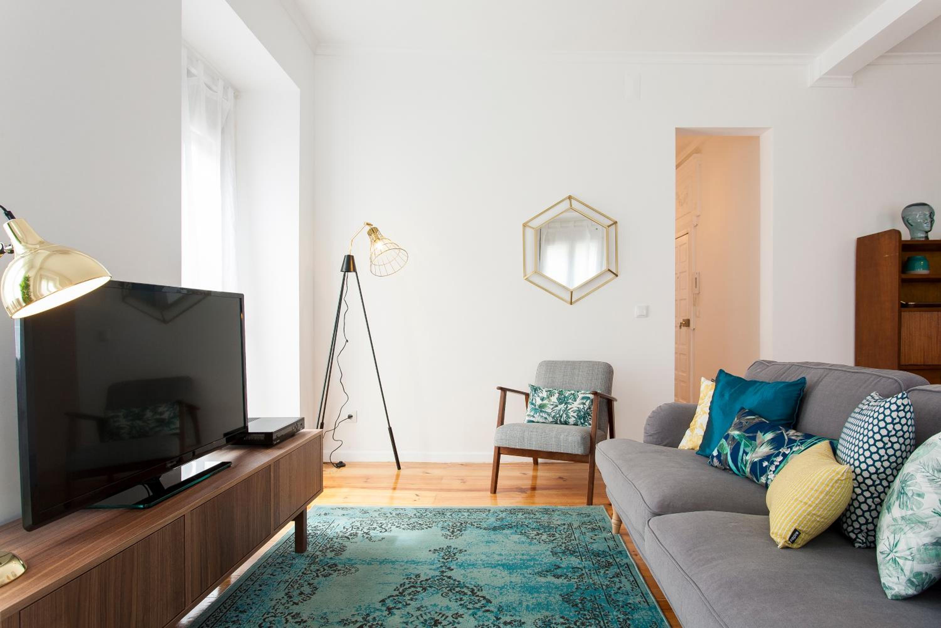Principe Real Beautiful 3 Bedroom Flat view 5