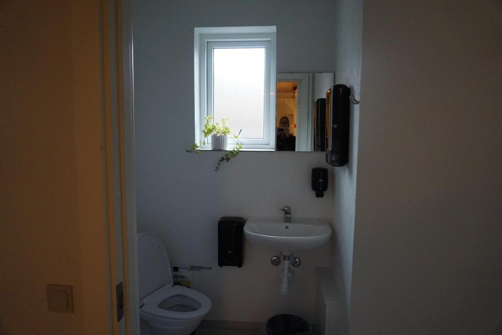 Photo 33