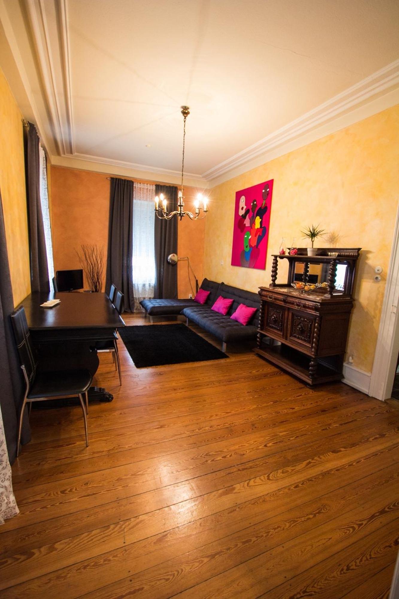 Du Russel Suite view 4