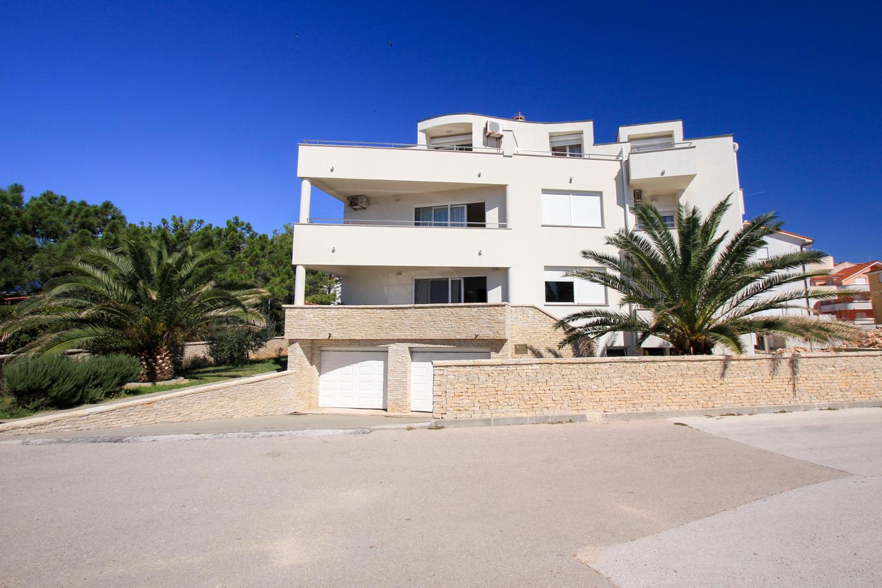 Apartments Franko