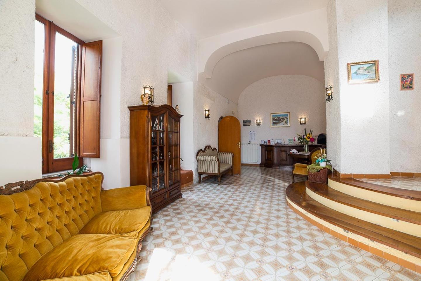 B&B Bouganville