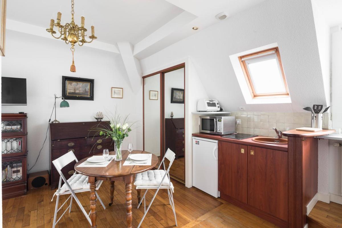 Le Chateaubriand by Cocoonr