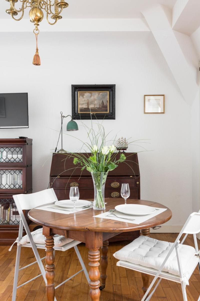 Le Chateaubriand by Cocoonr