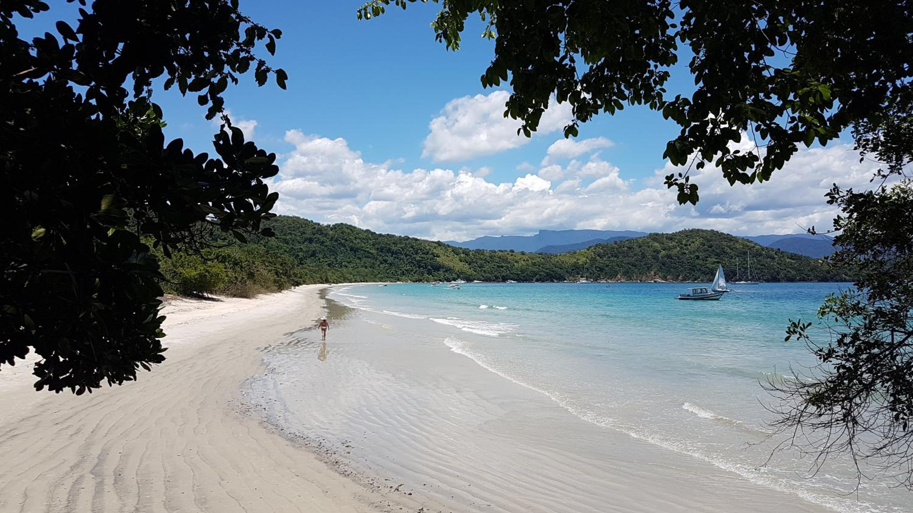 Suítes Canoas Ubatuba