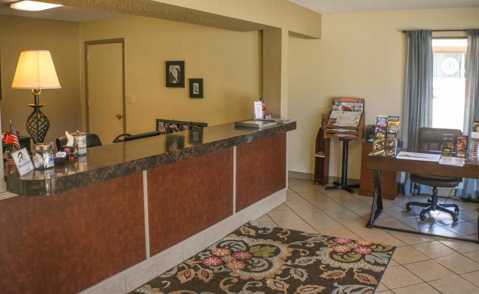 Days Inn by Wyndham Branson Near Theatre District