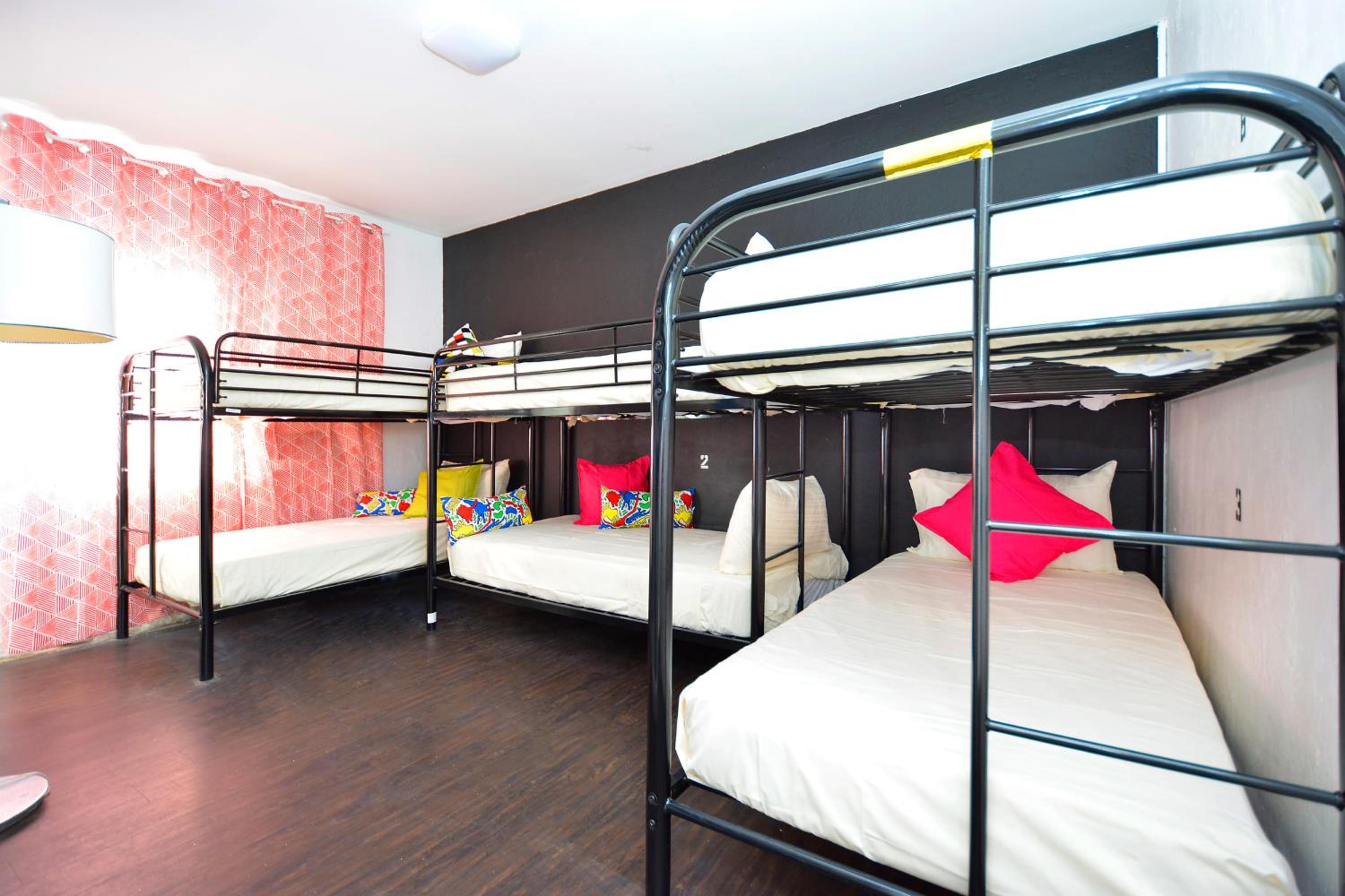 South Beach Rooms and Hostel