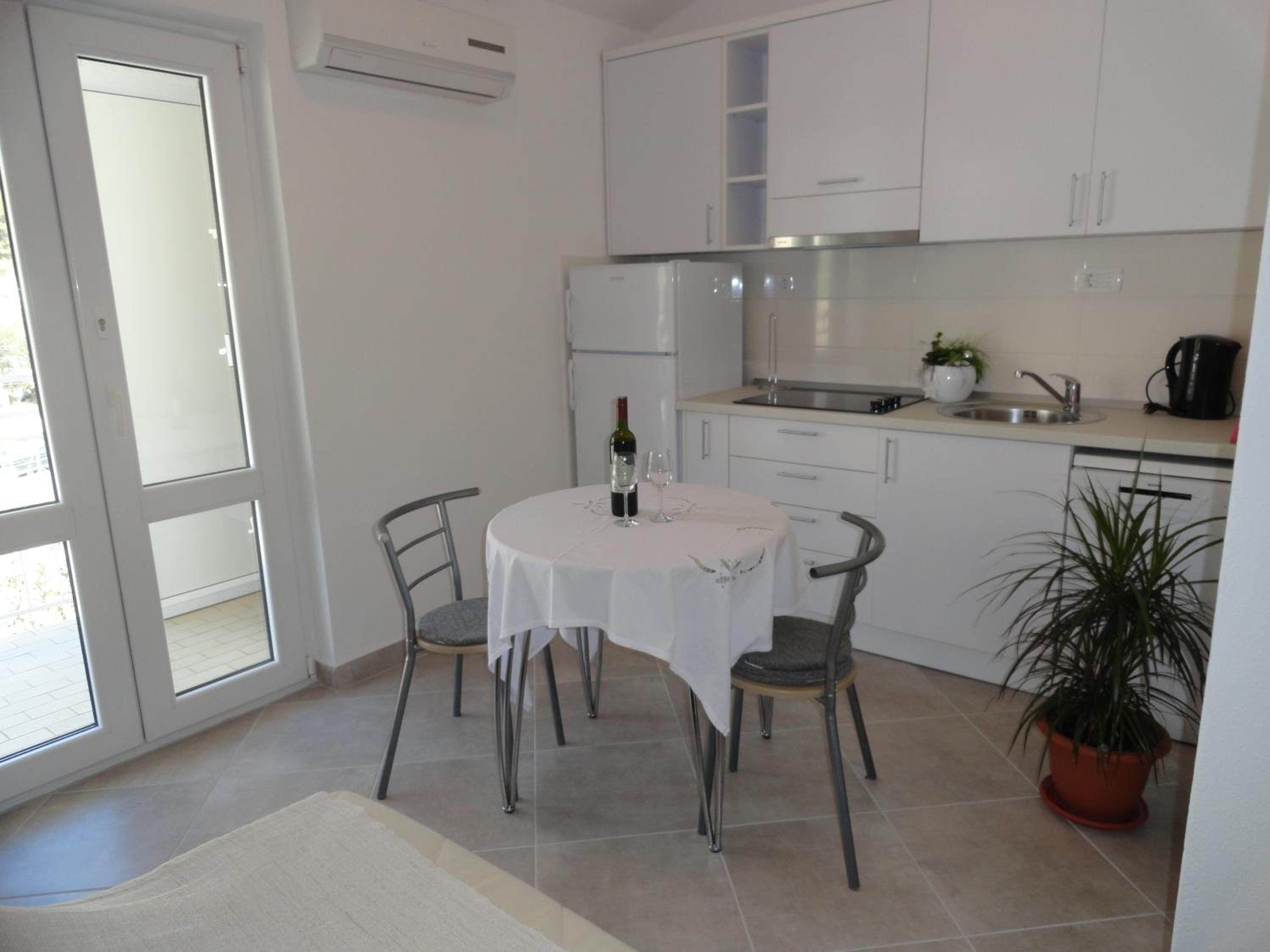 APARTMENTS ANICA 2