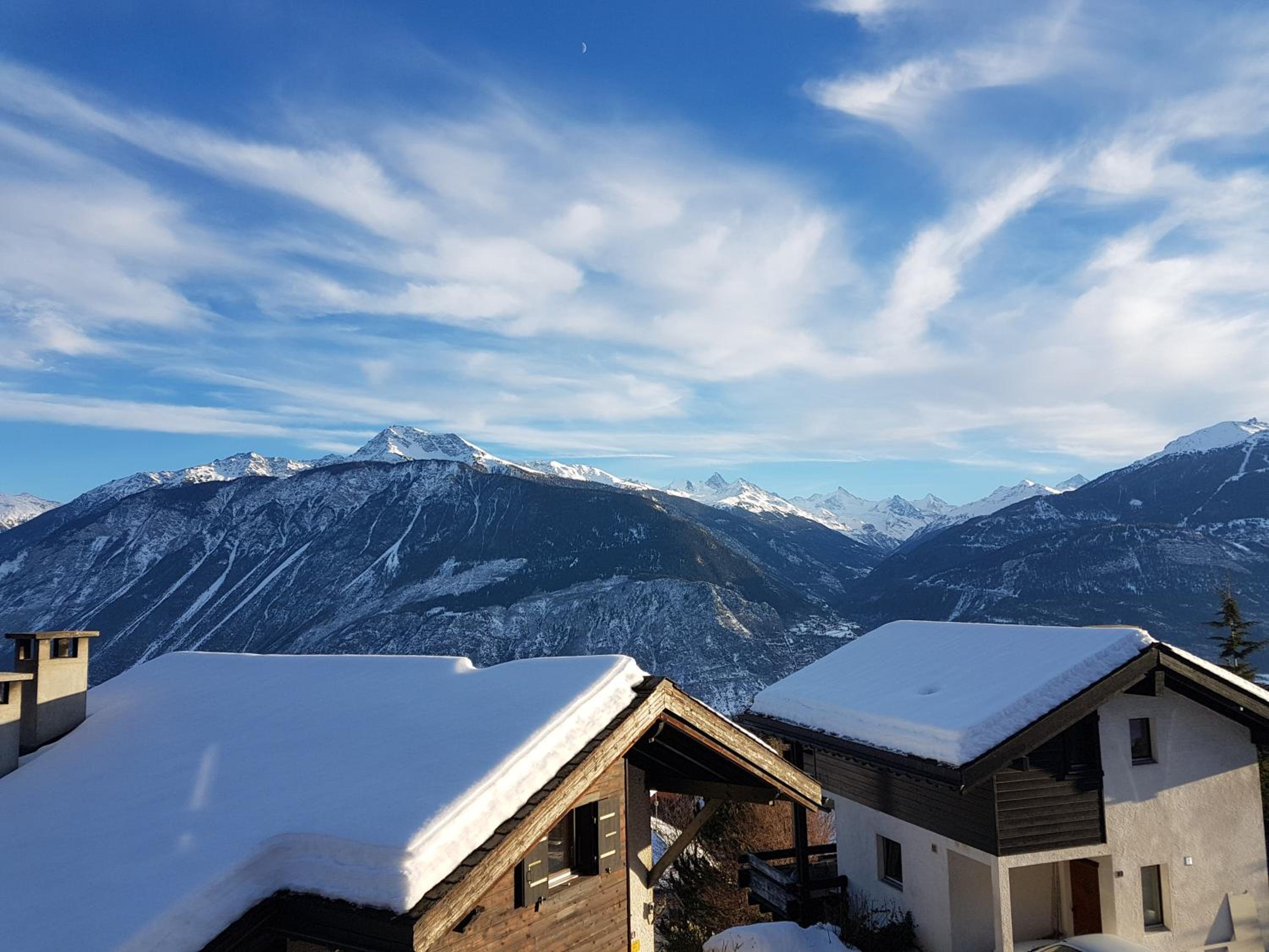 Mollens Chalet view 4