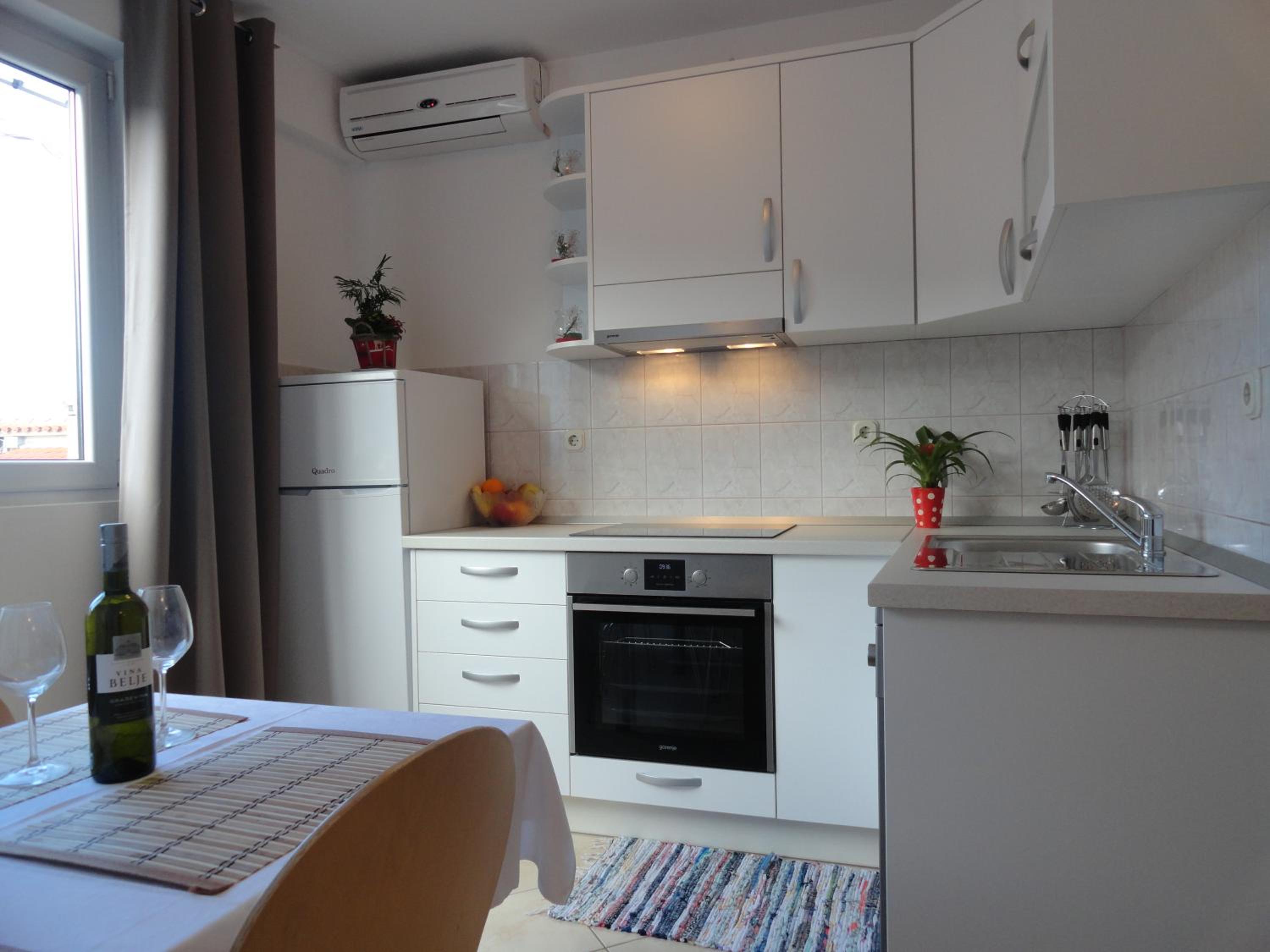 APARTMENTS ANICA 2