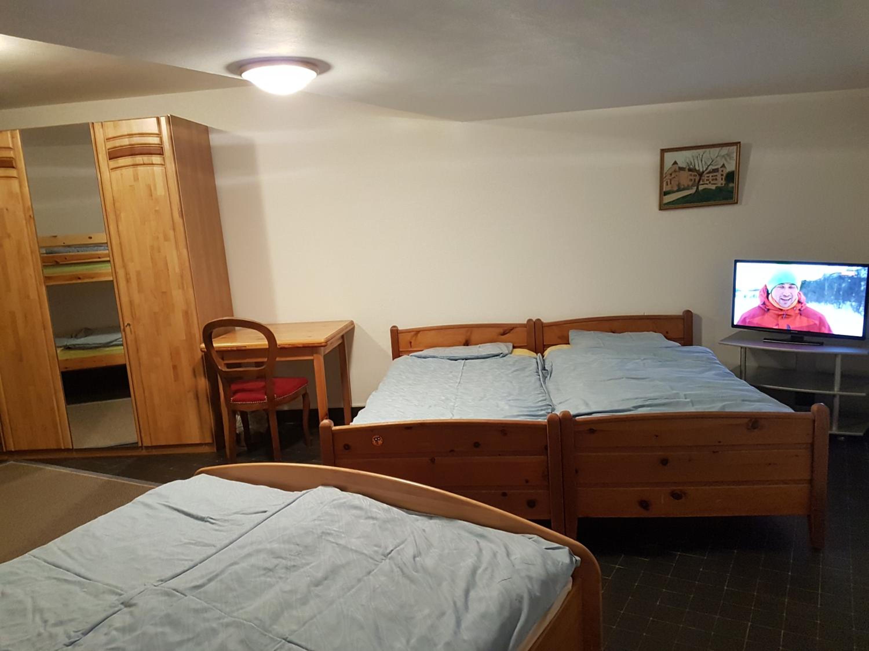 Photo 18