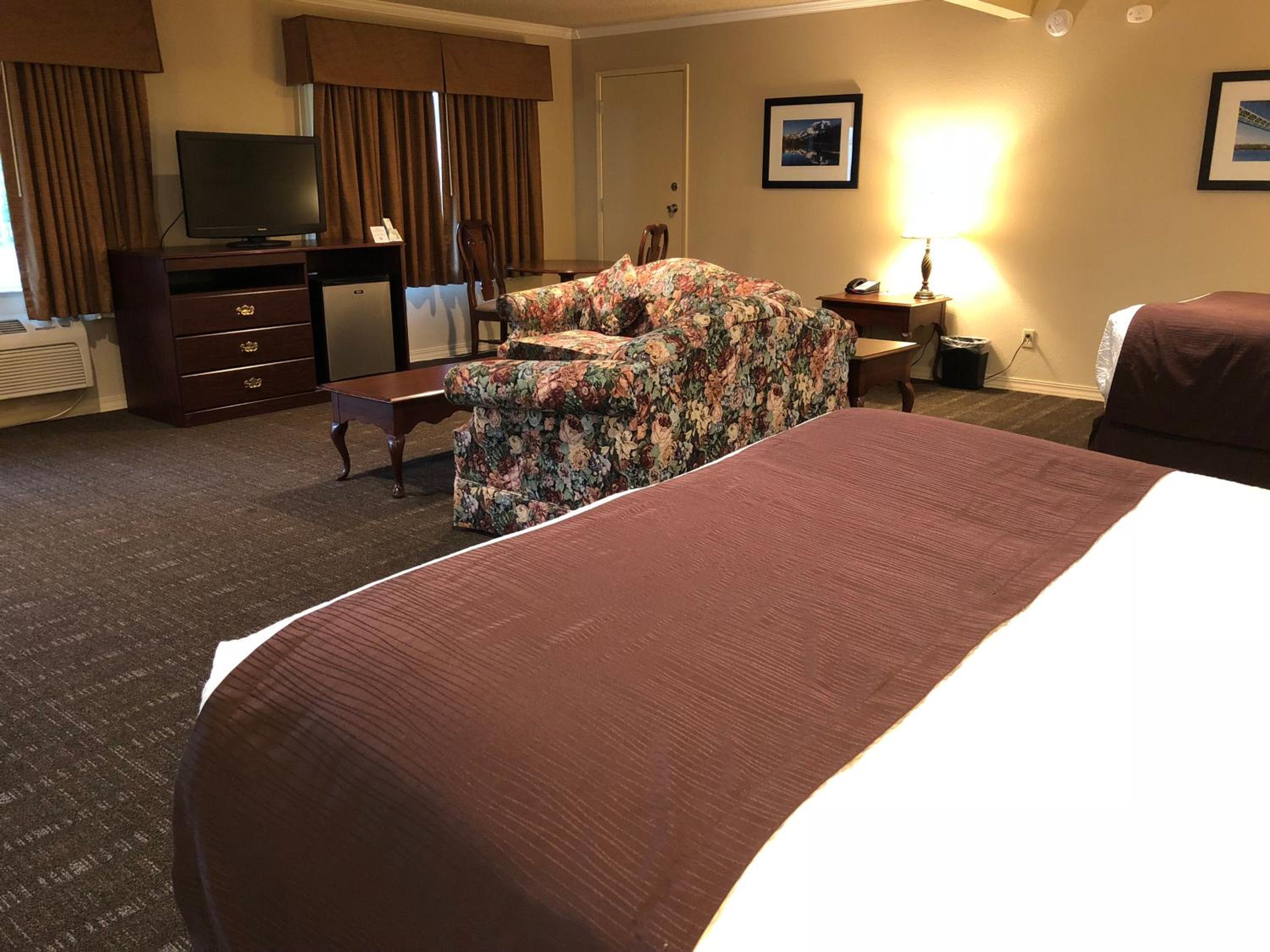 Best Western Lakewood- Historic Landmark