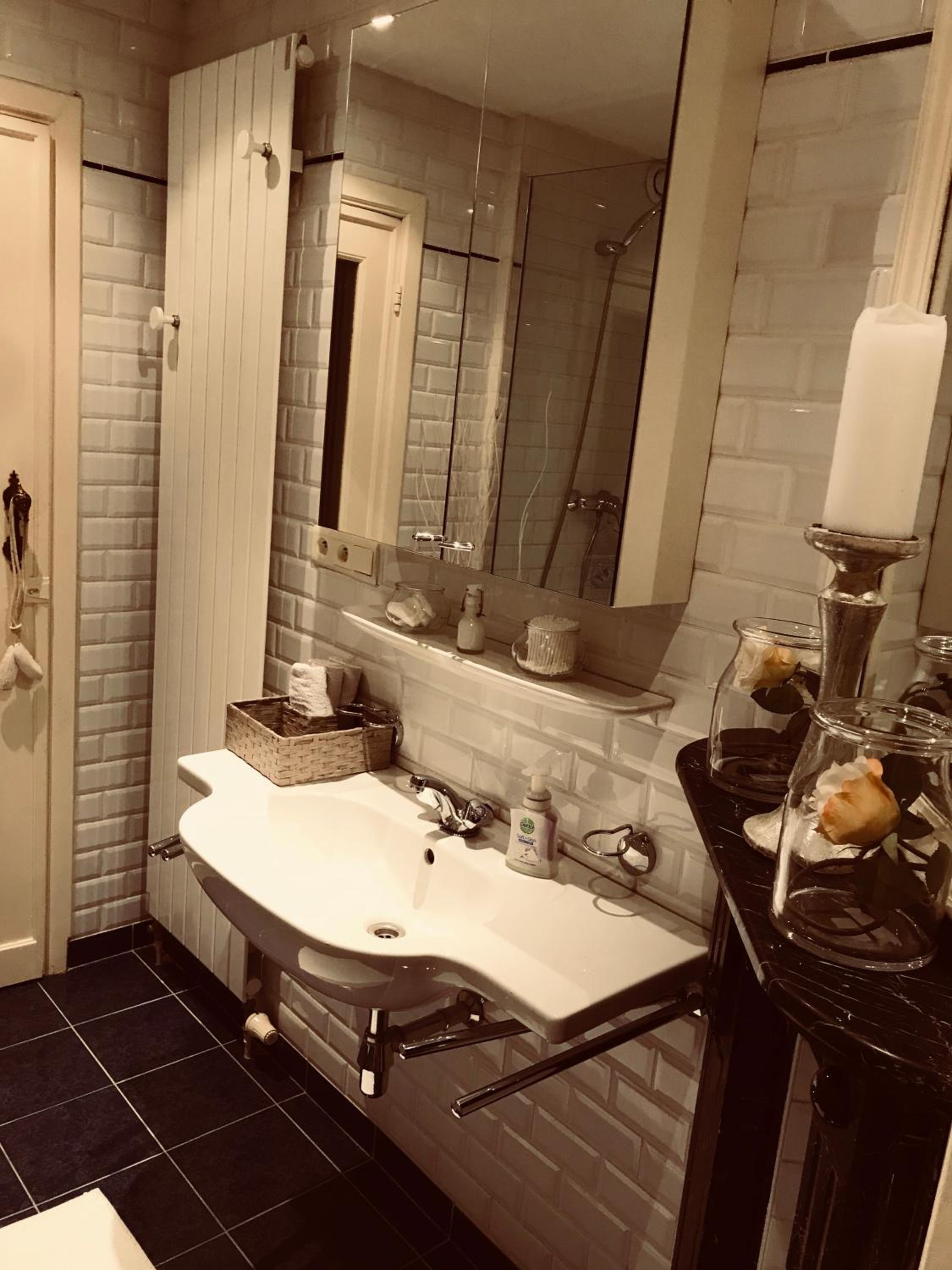 Chic Cocoon Guest House