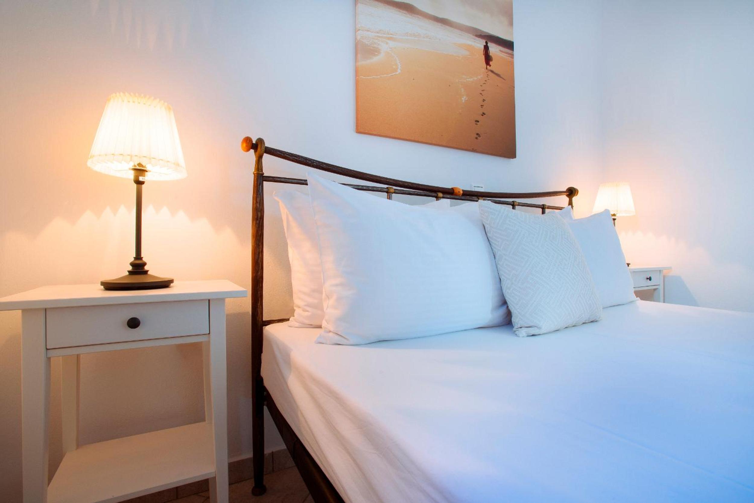 Vithos Seaside Aparthotel