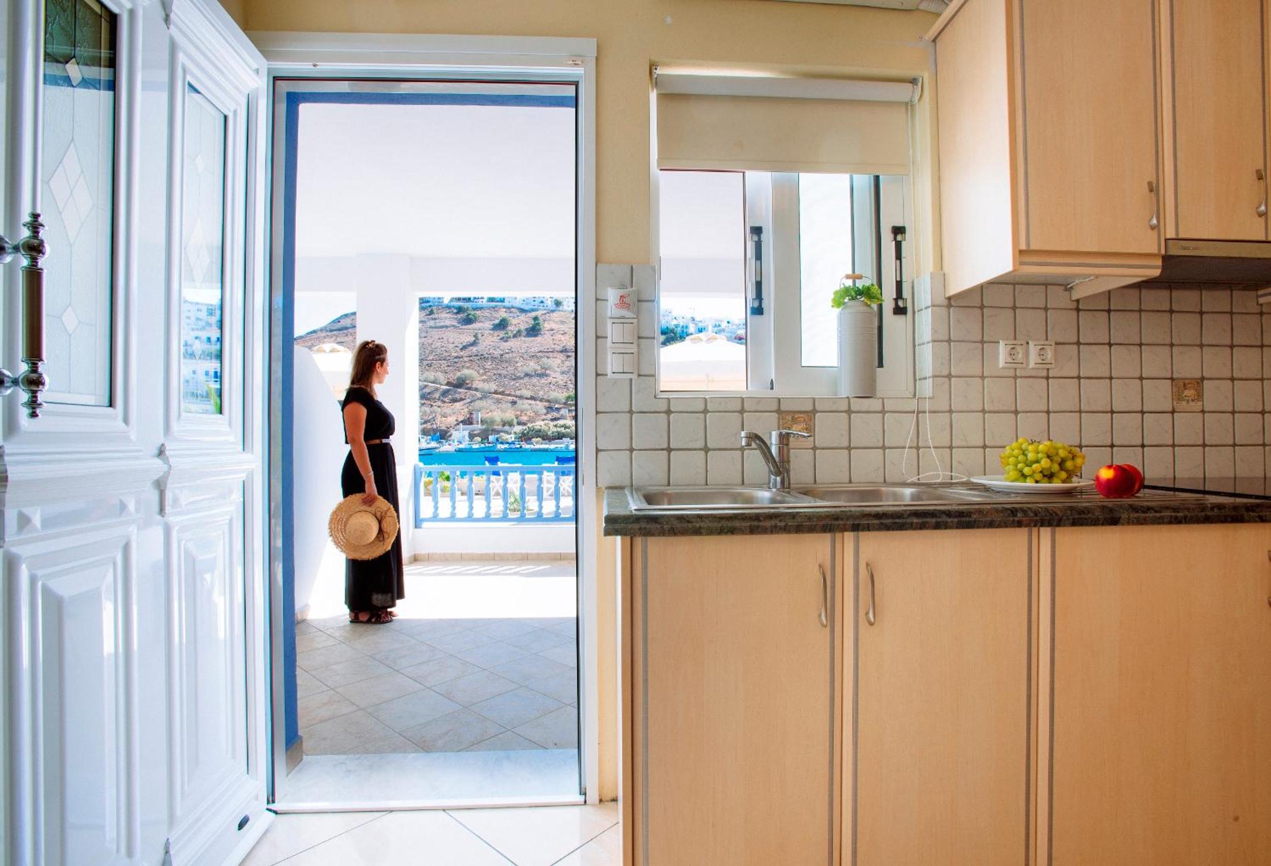 Vithos Seaside Aparthotel