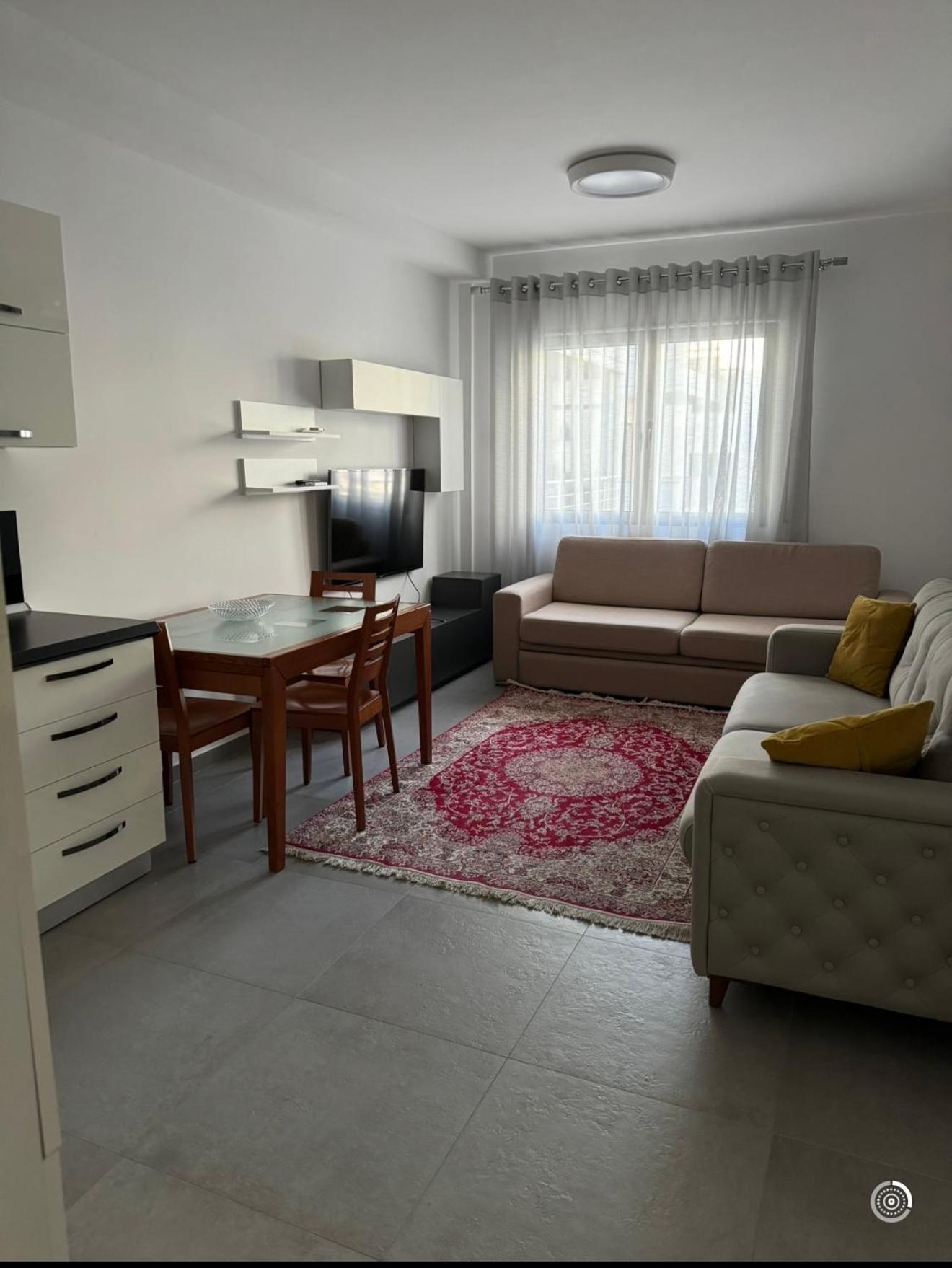 Stela Luan Apartament