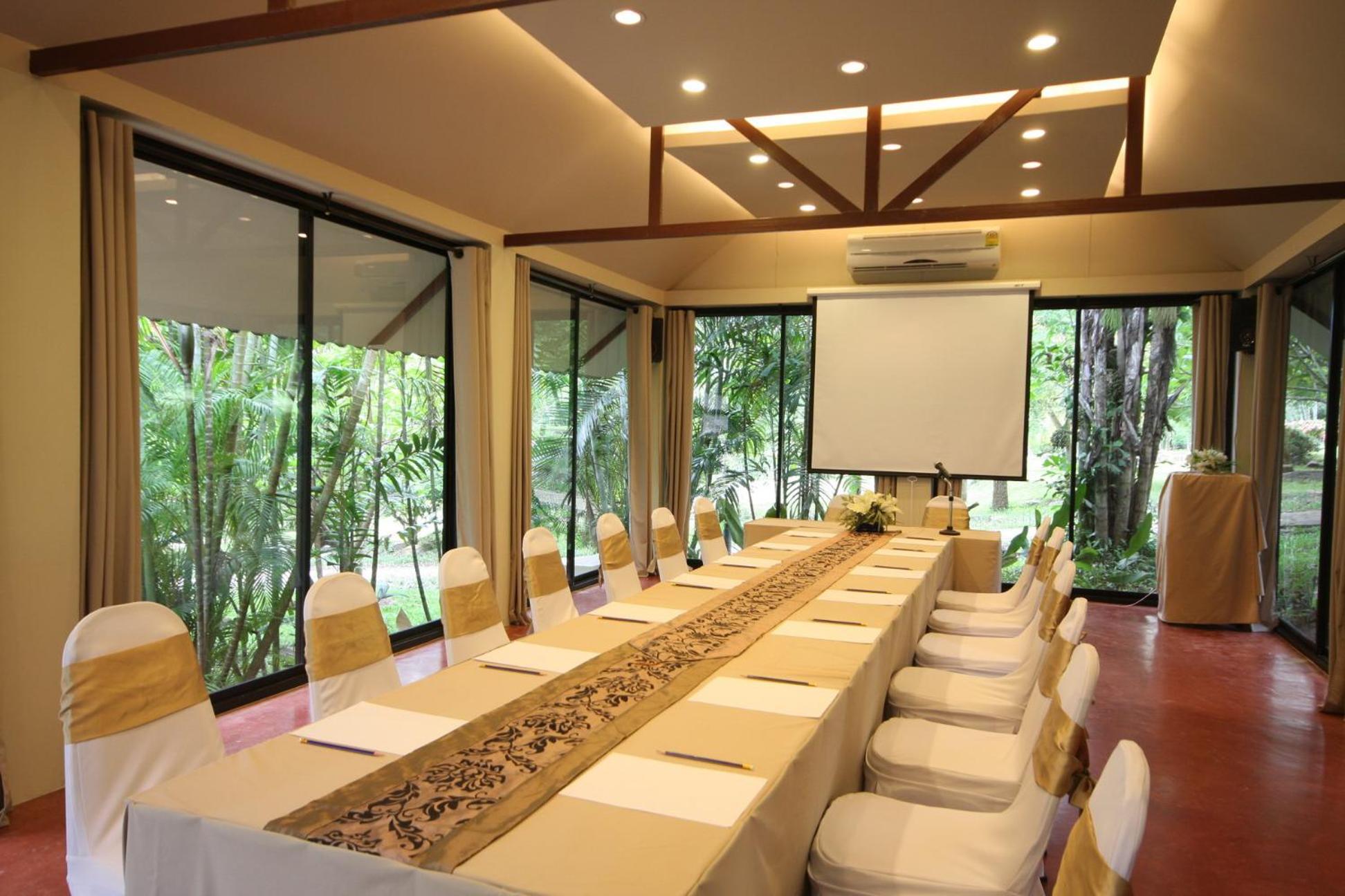 Wanathara Resort