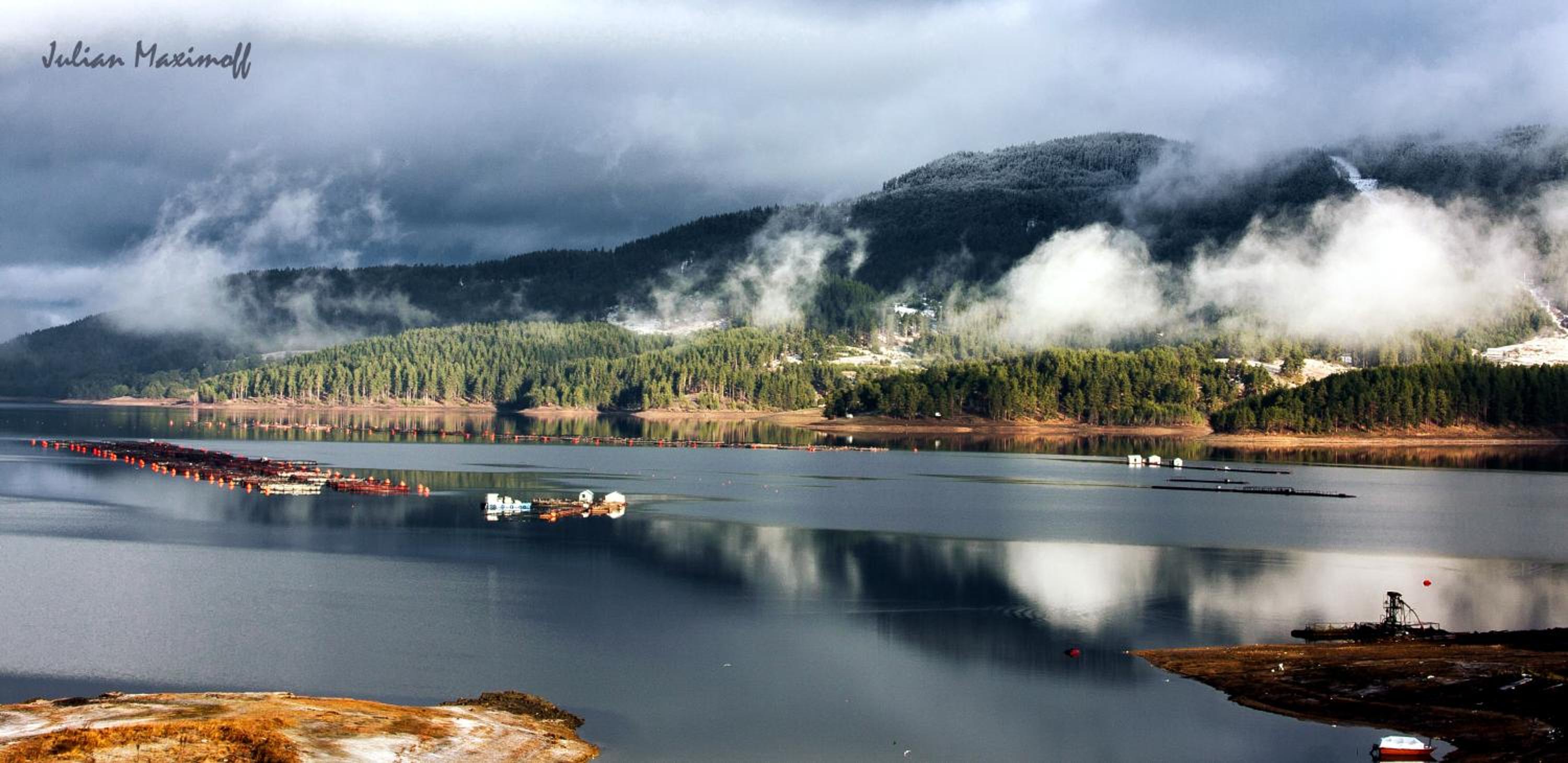 Divna Forest & Lake House