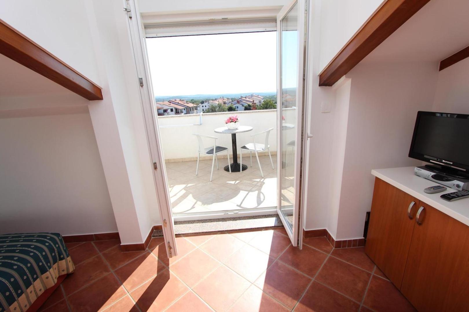 Apartments Elida