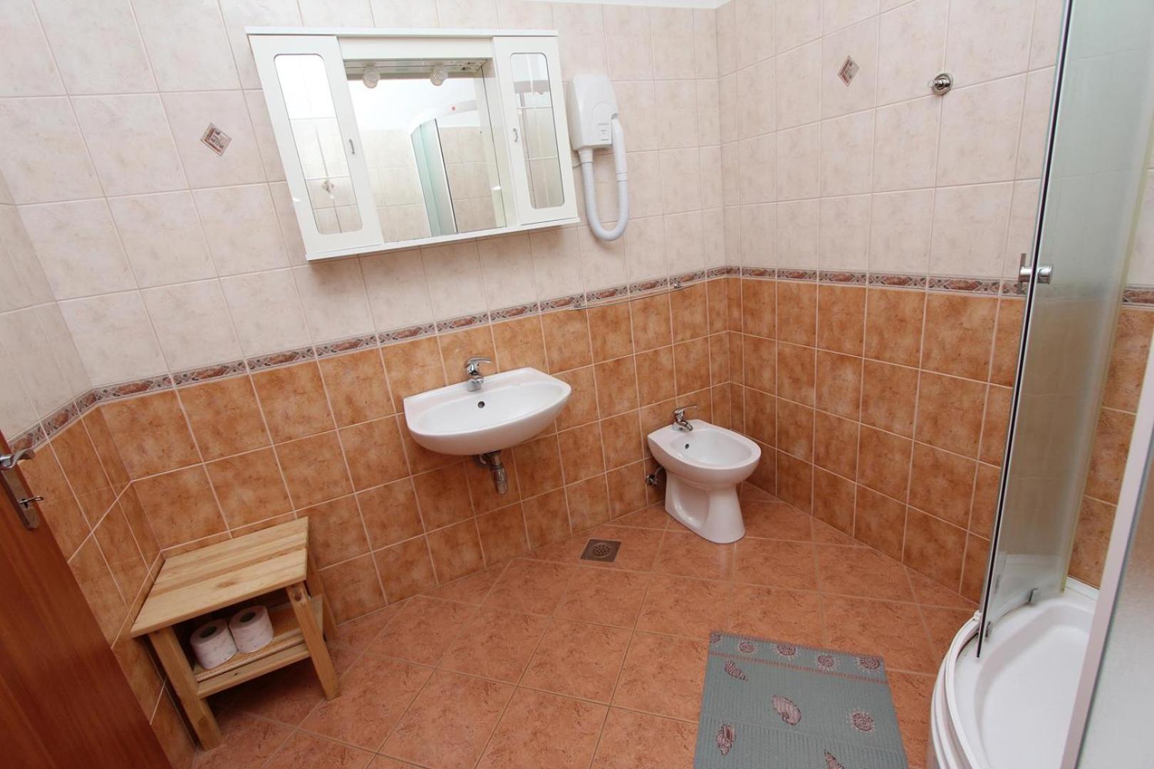 Apartments Elida