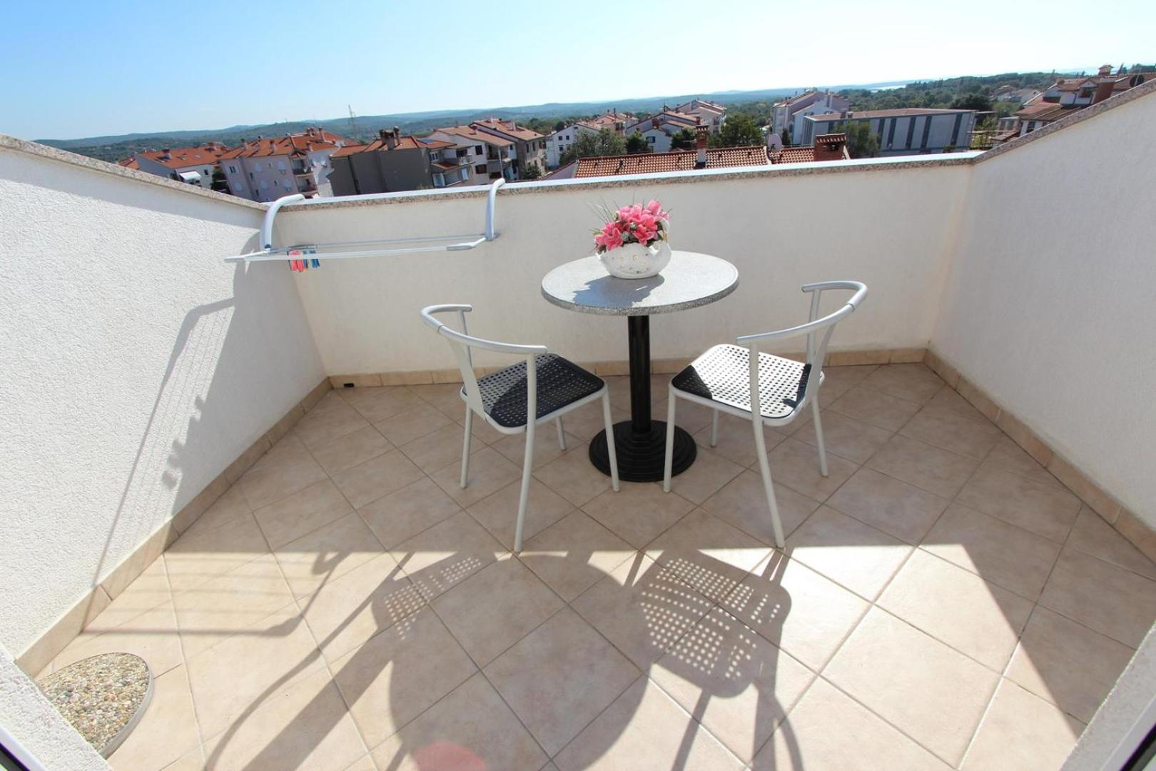 Apartments Elida