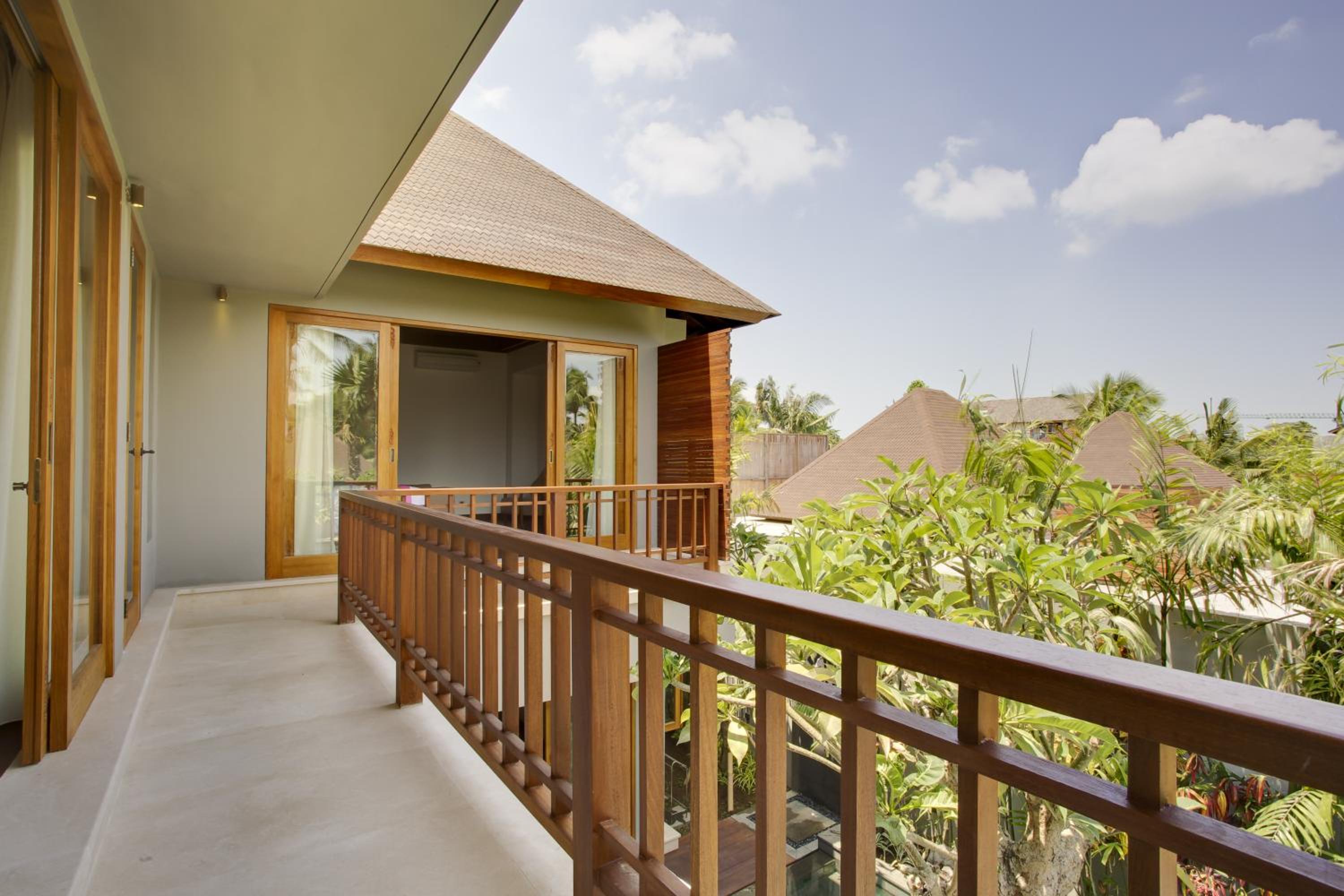 KoenoKoeni Villa