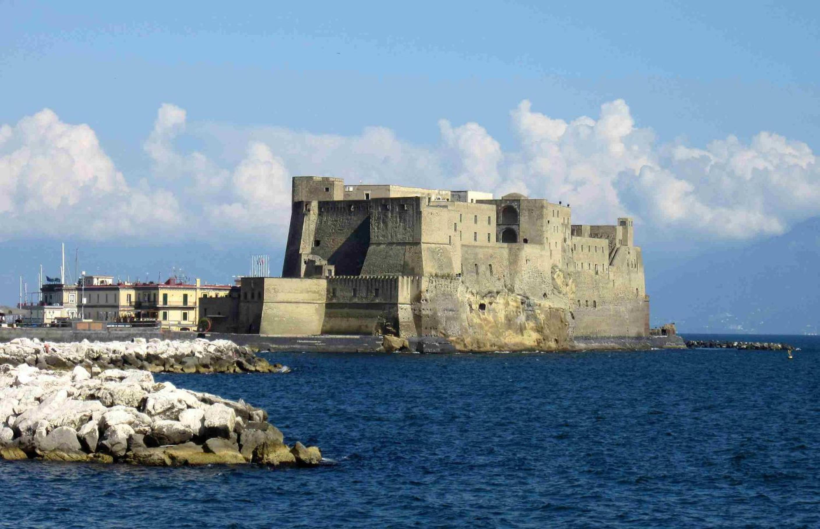 Anna Home in Chiaia Unica sede