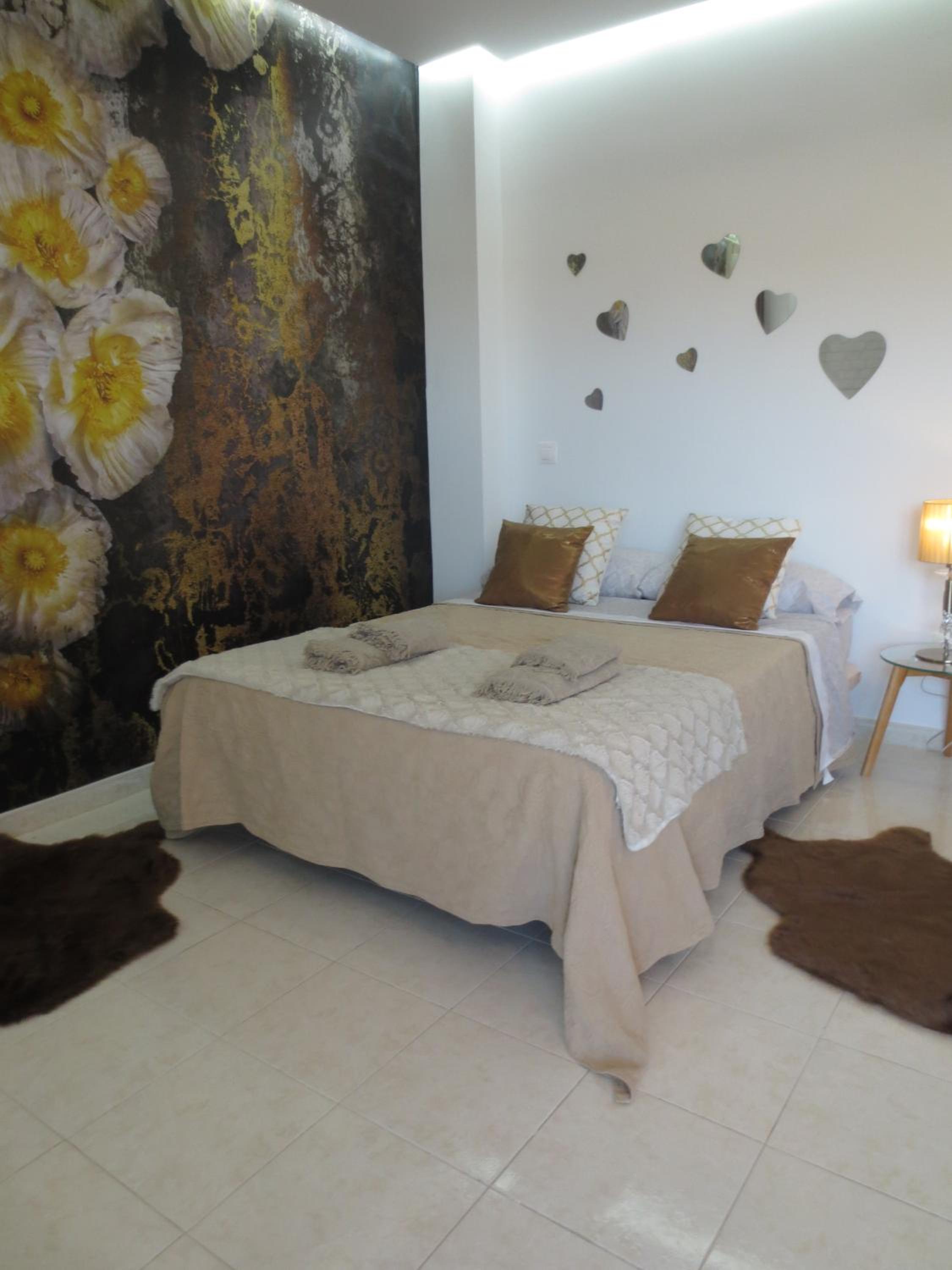 Golden Dreams & Perfect for you ***** view 4