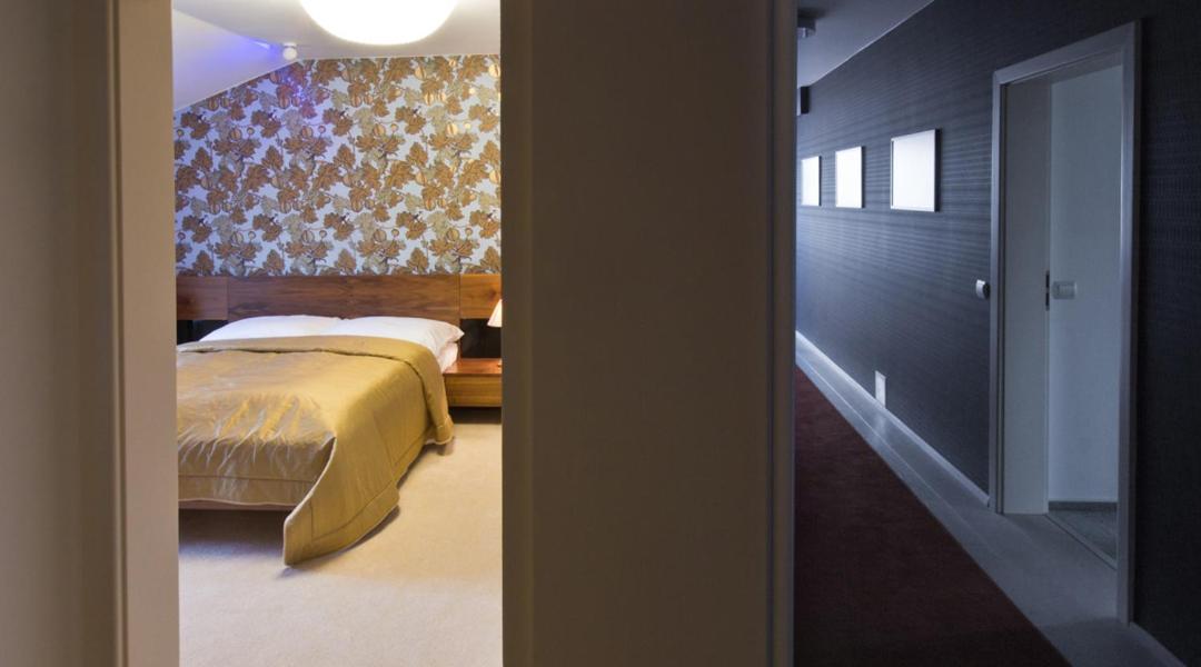 Residence Arx & Wellness Self Check-in