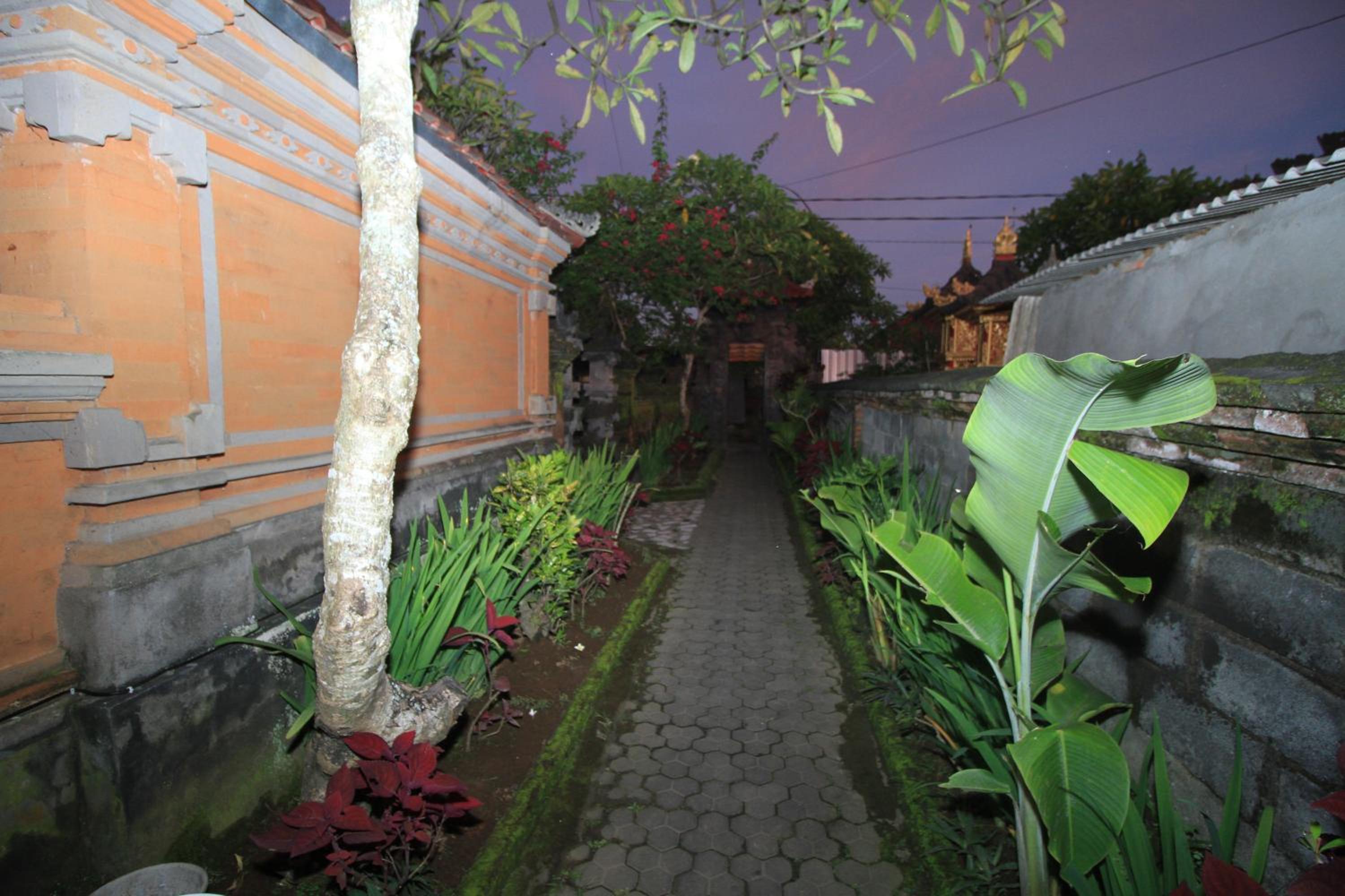 Teba Jati Guest House