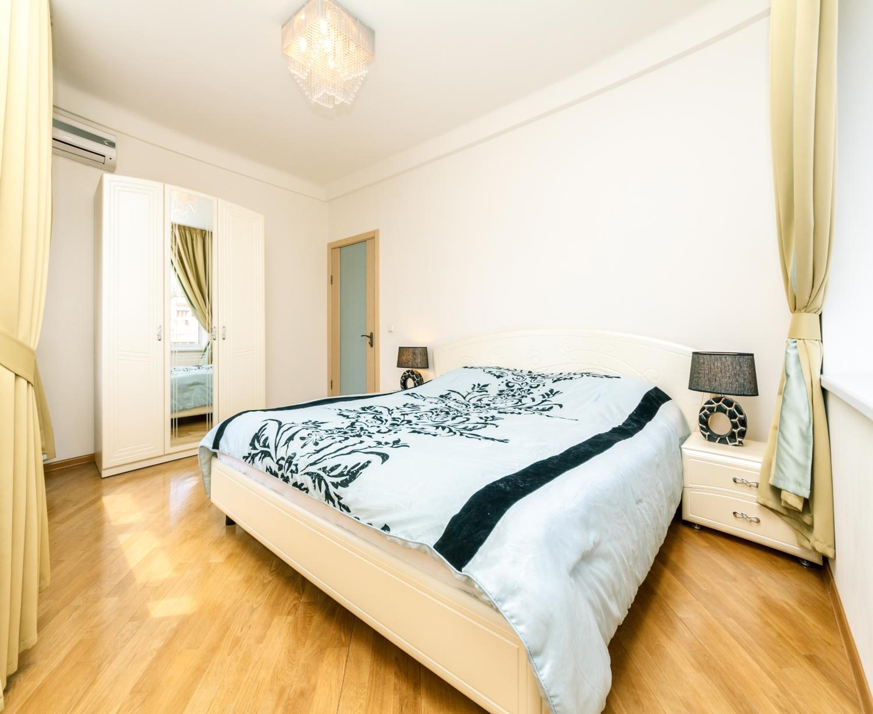 Alma Apartments