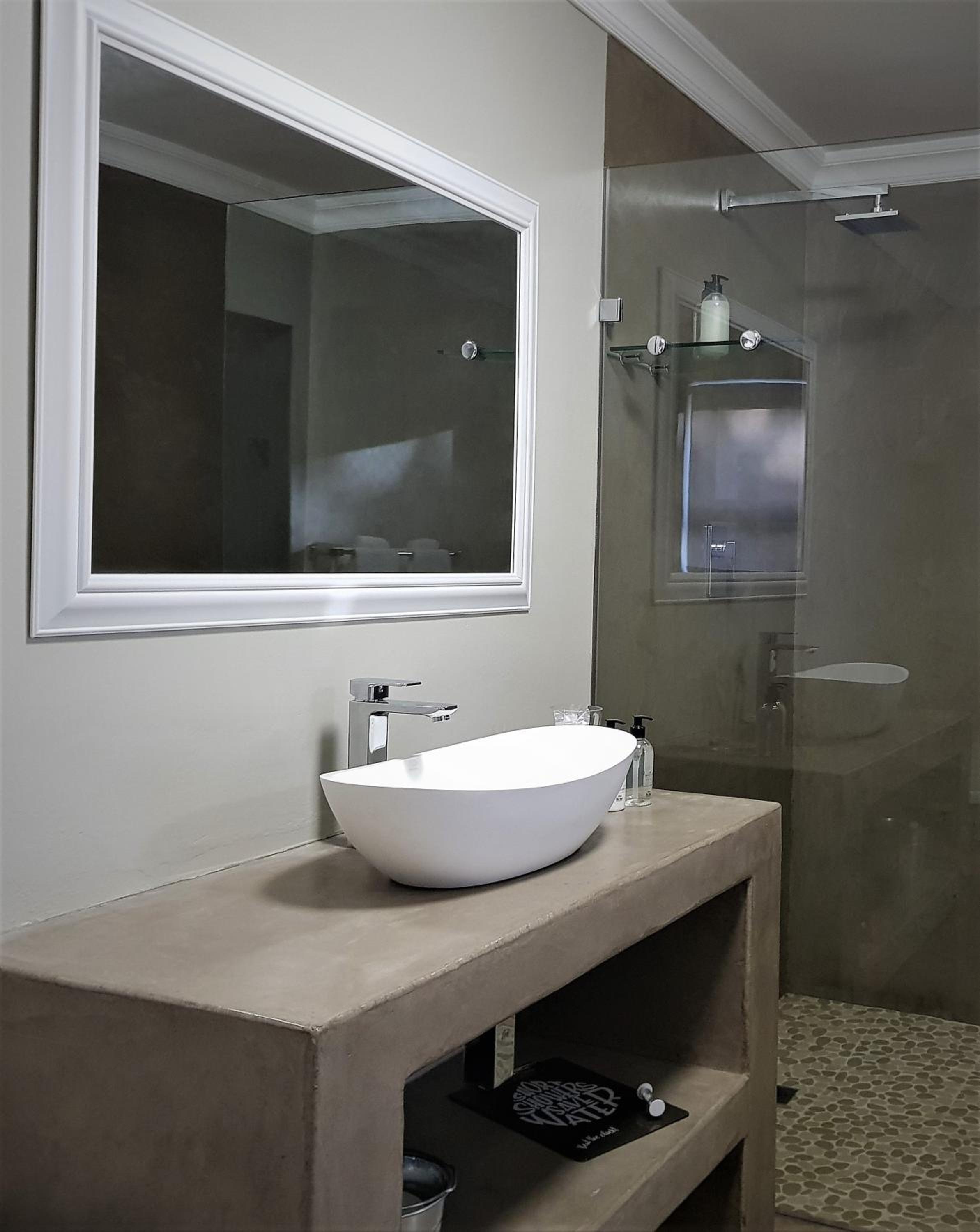 Four Palms Accommodation