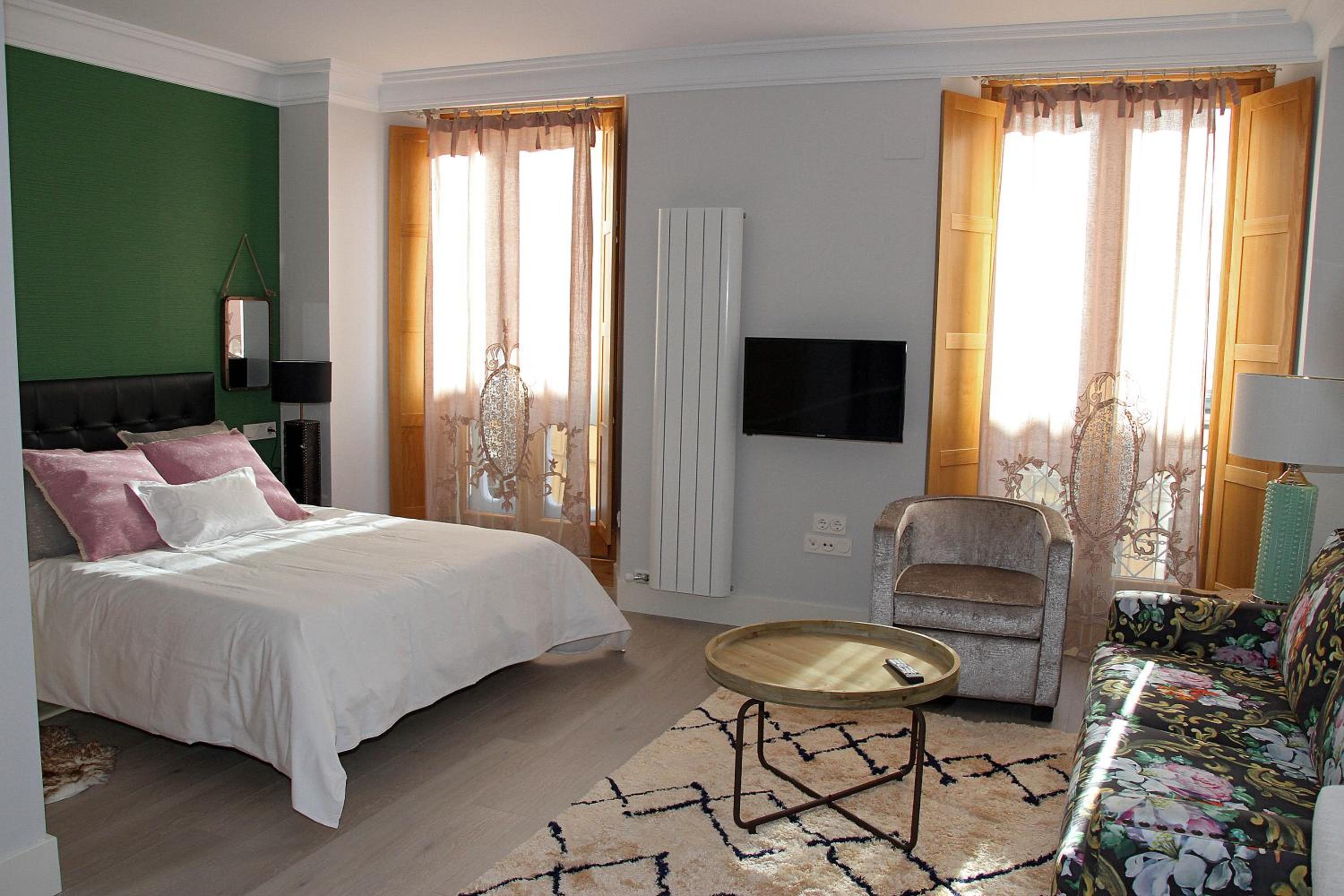 Principia Suites