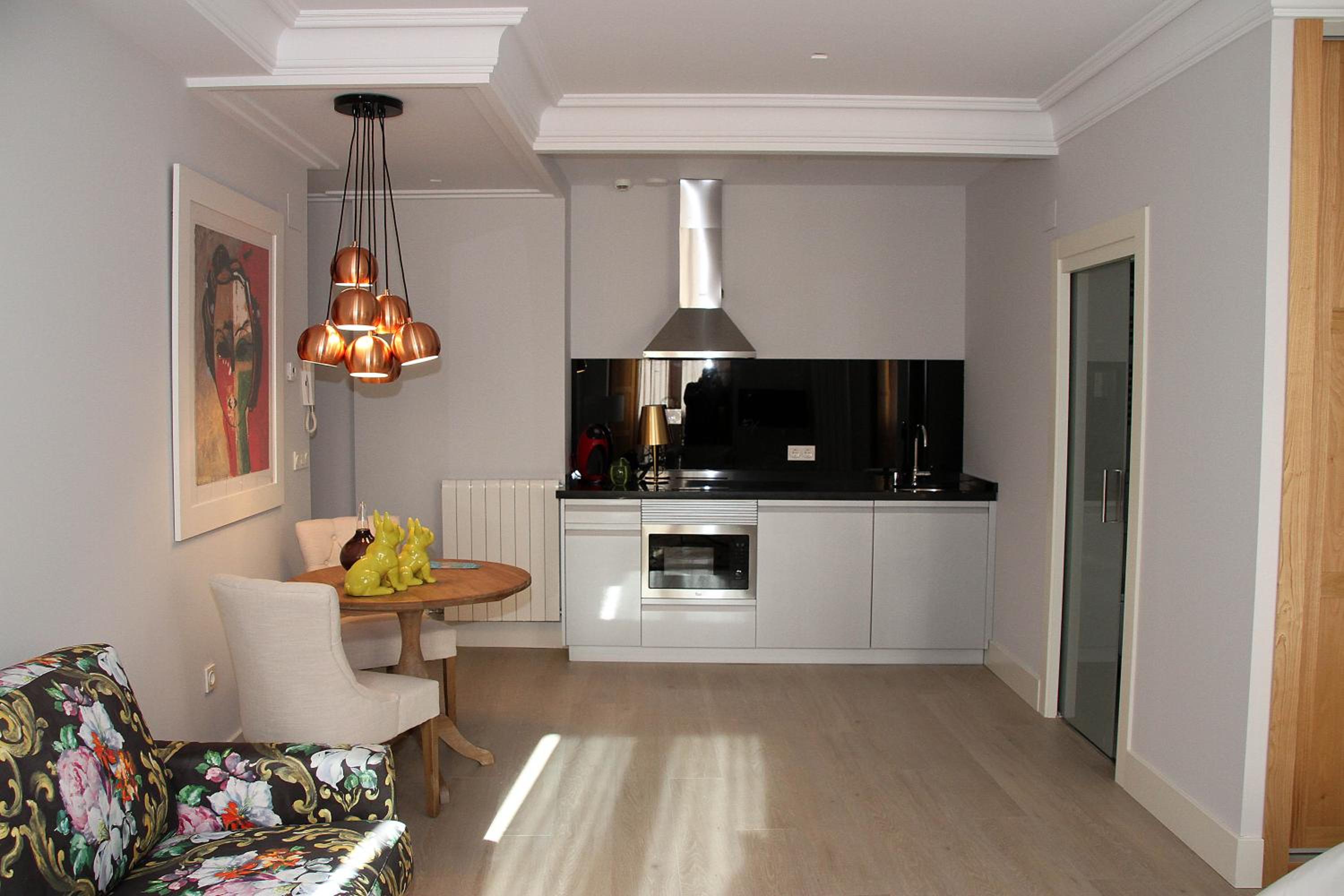 Principia Suites