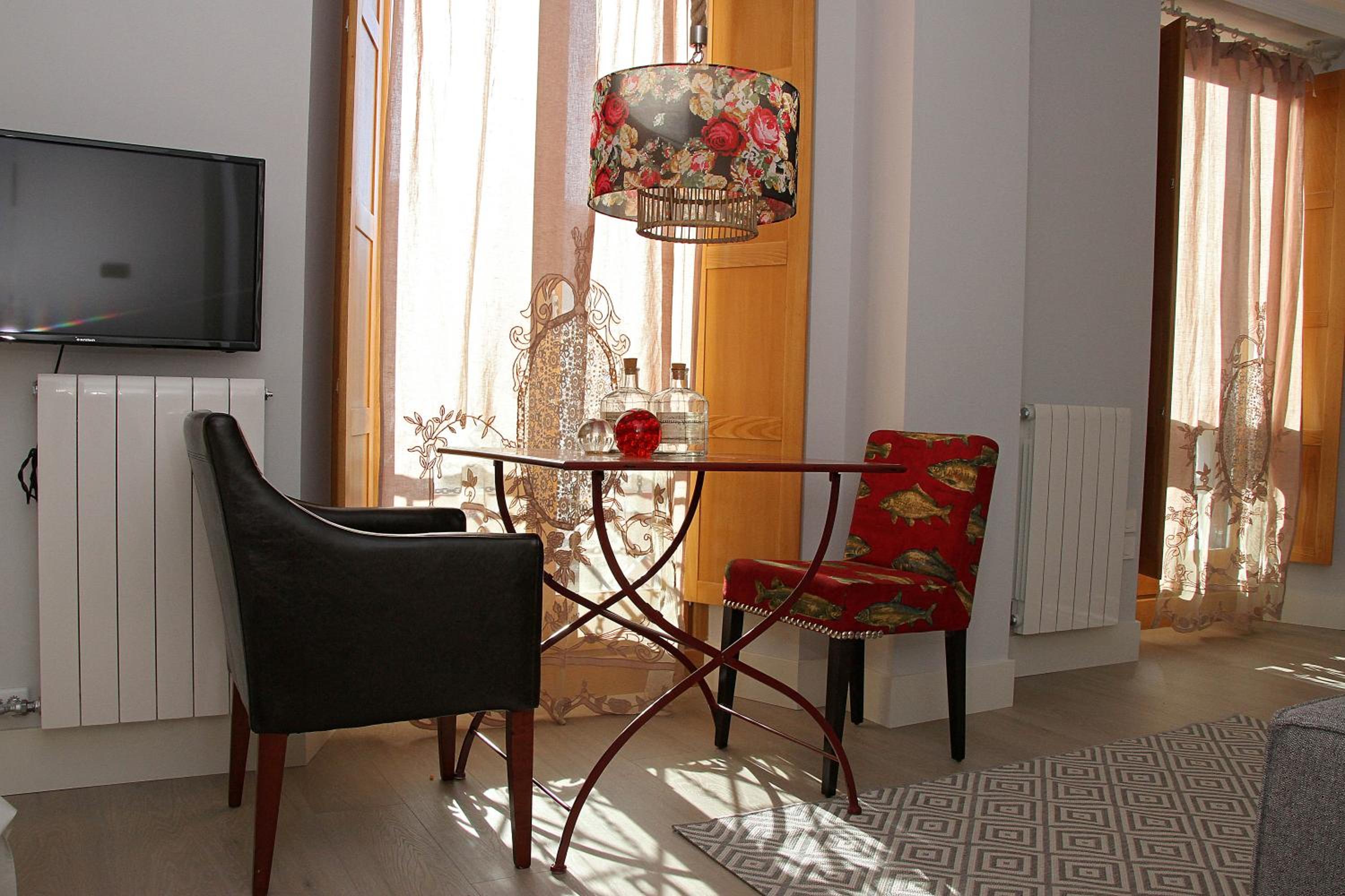 Principia Suites
