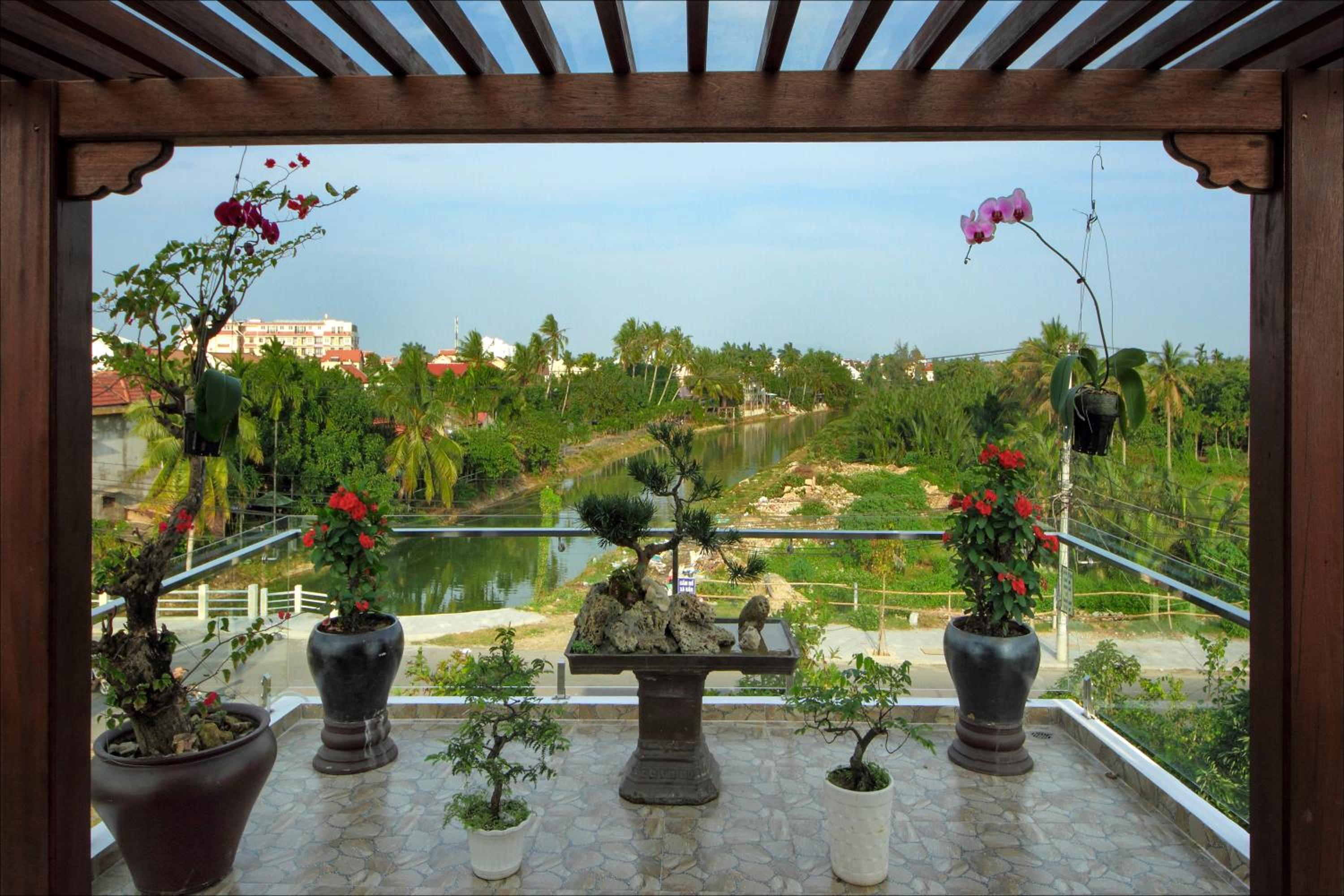 Azalea Homestay