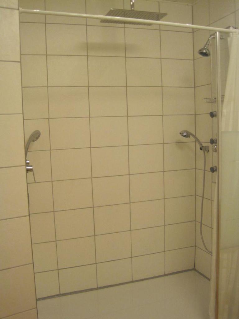 Photo 44