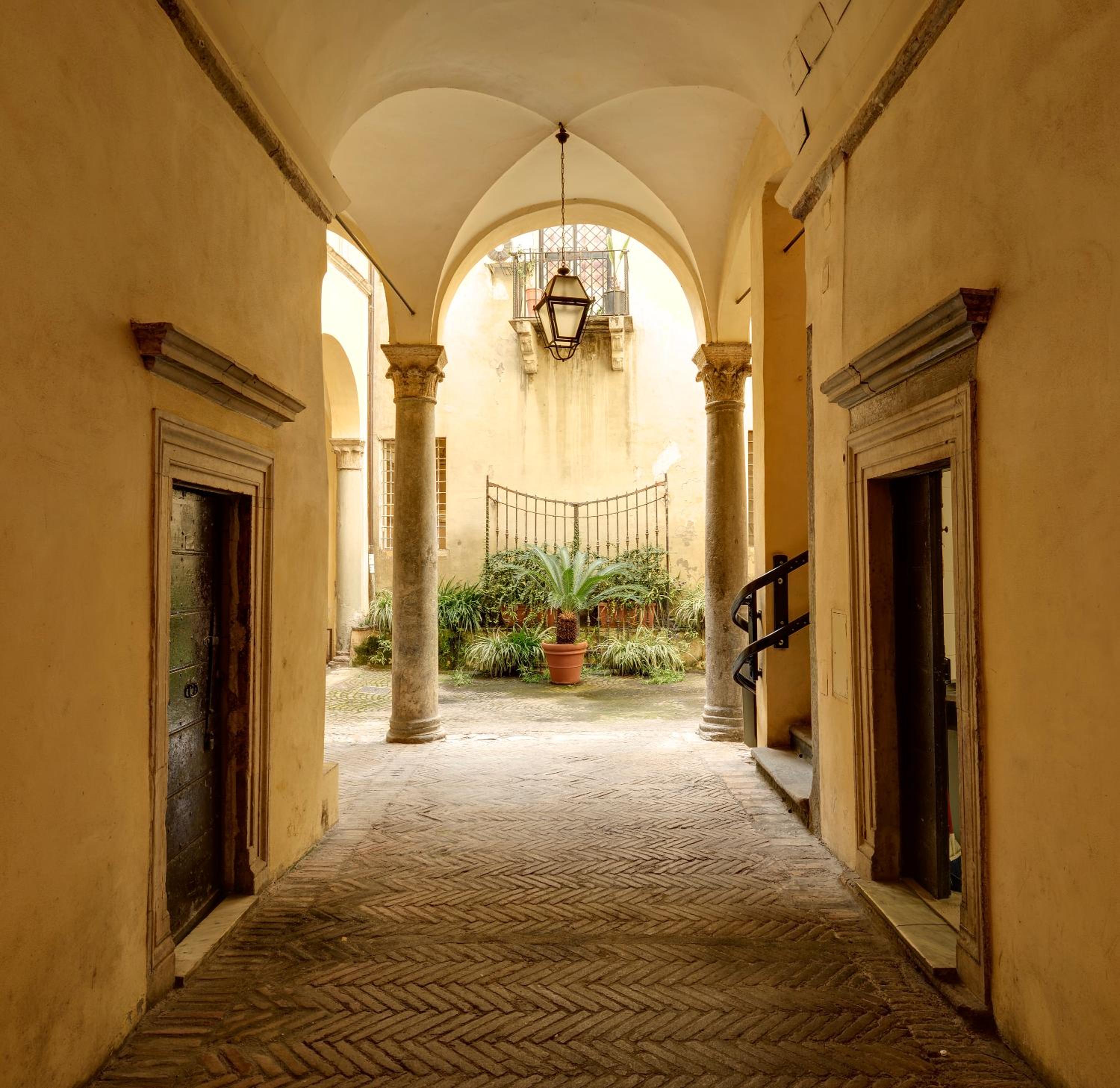 Navona Charming Flat