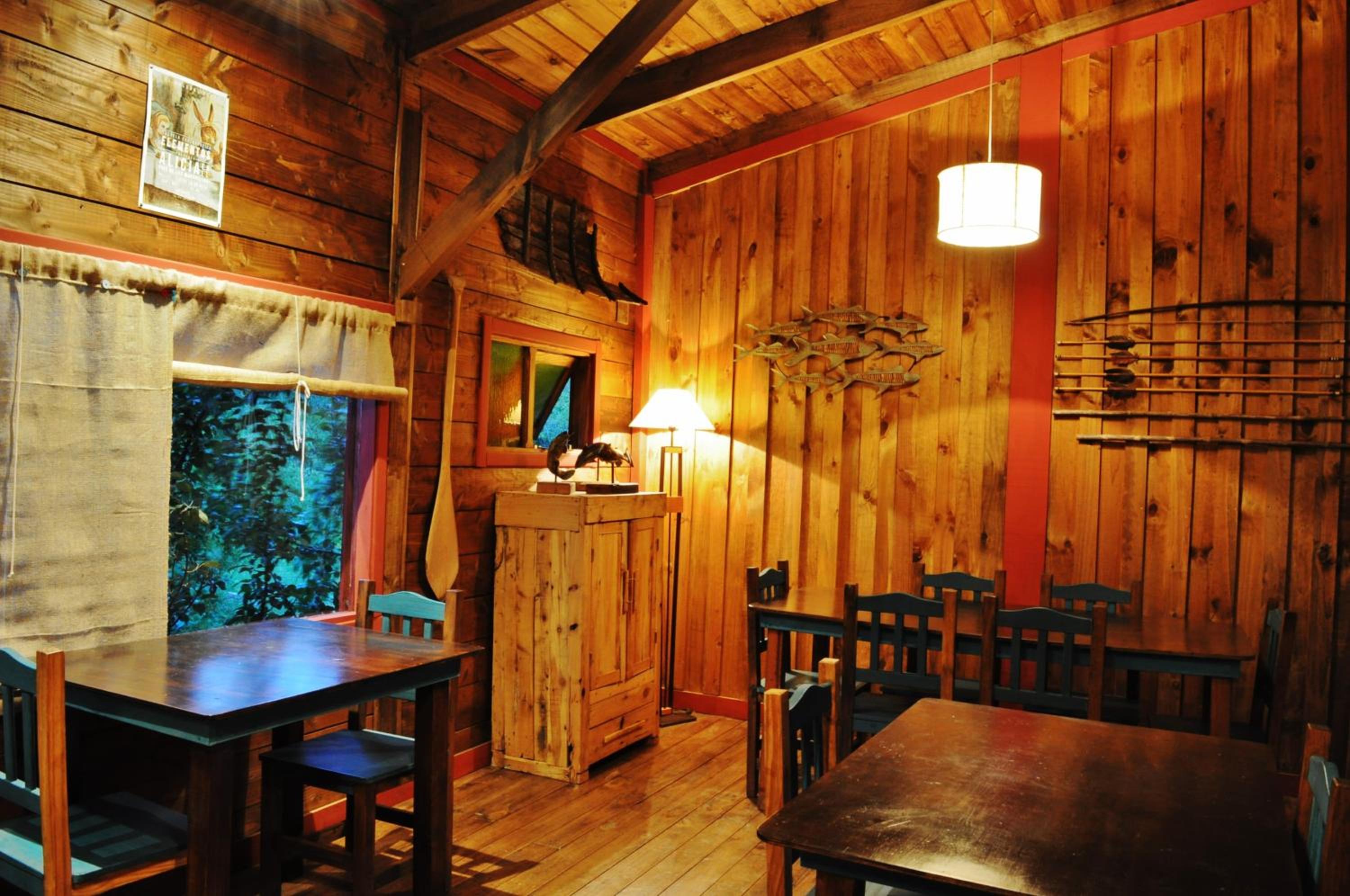 restaurant