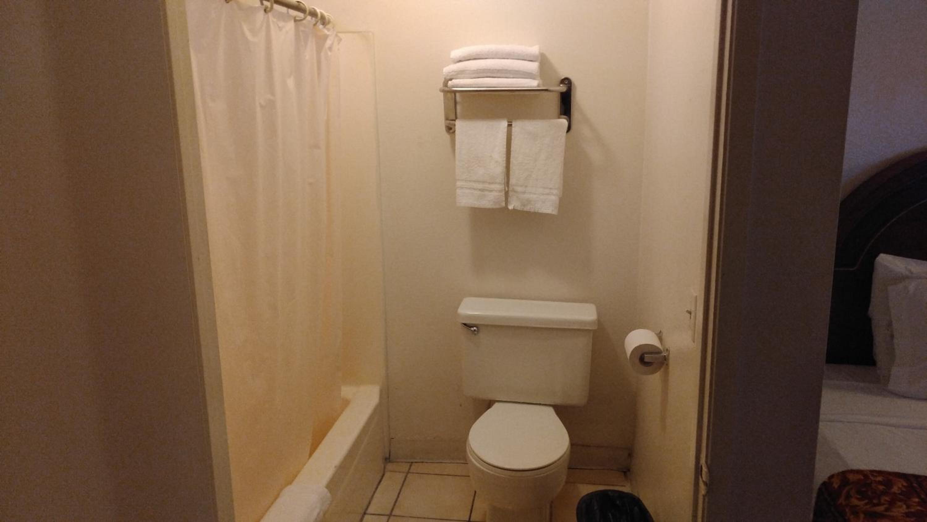 Rosemead Vacations - Valley Hotel - Property Image 29