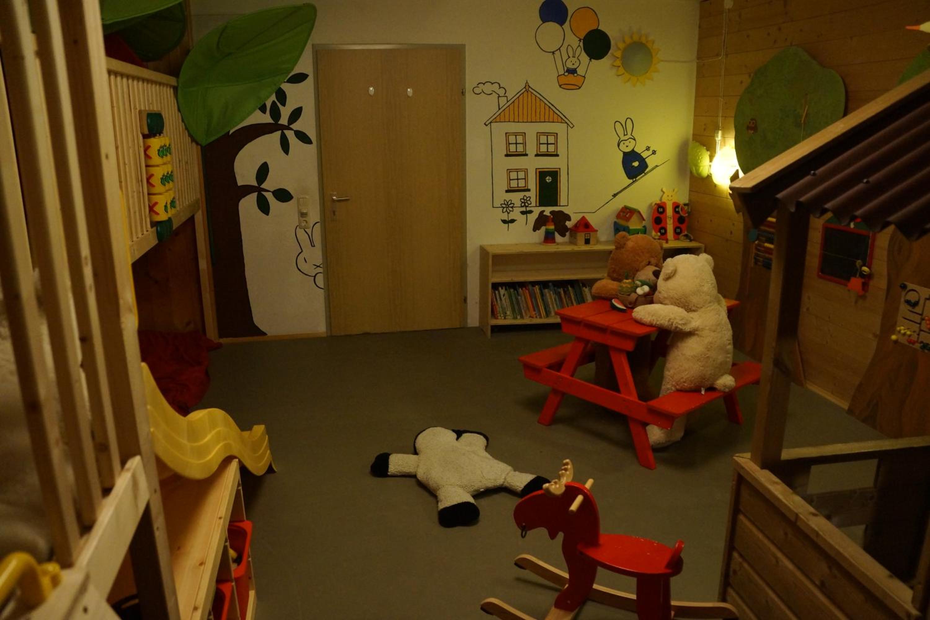 Photo 13