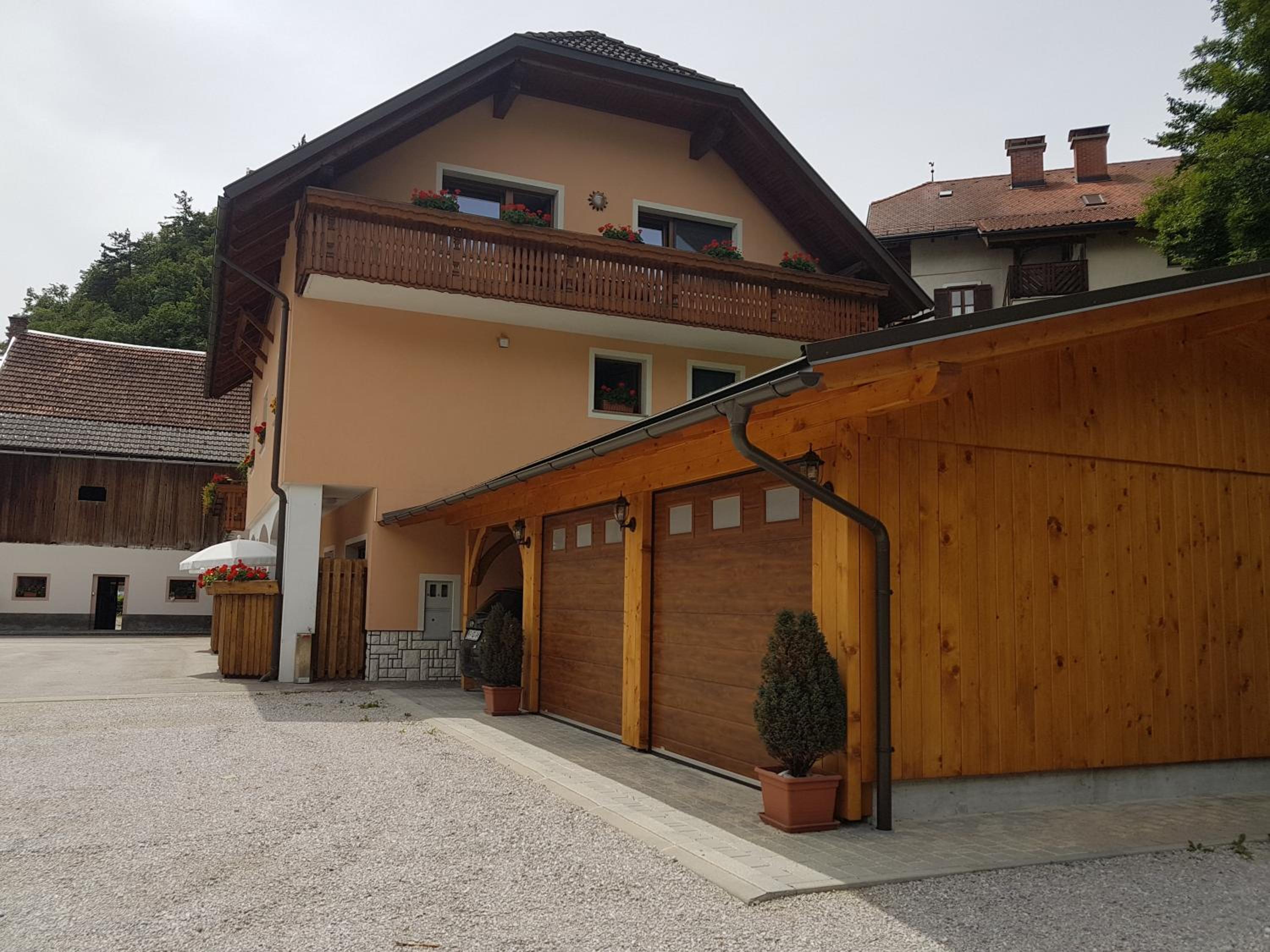 Apartmaji Mežan — photo 110