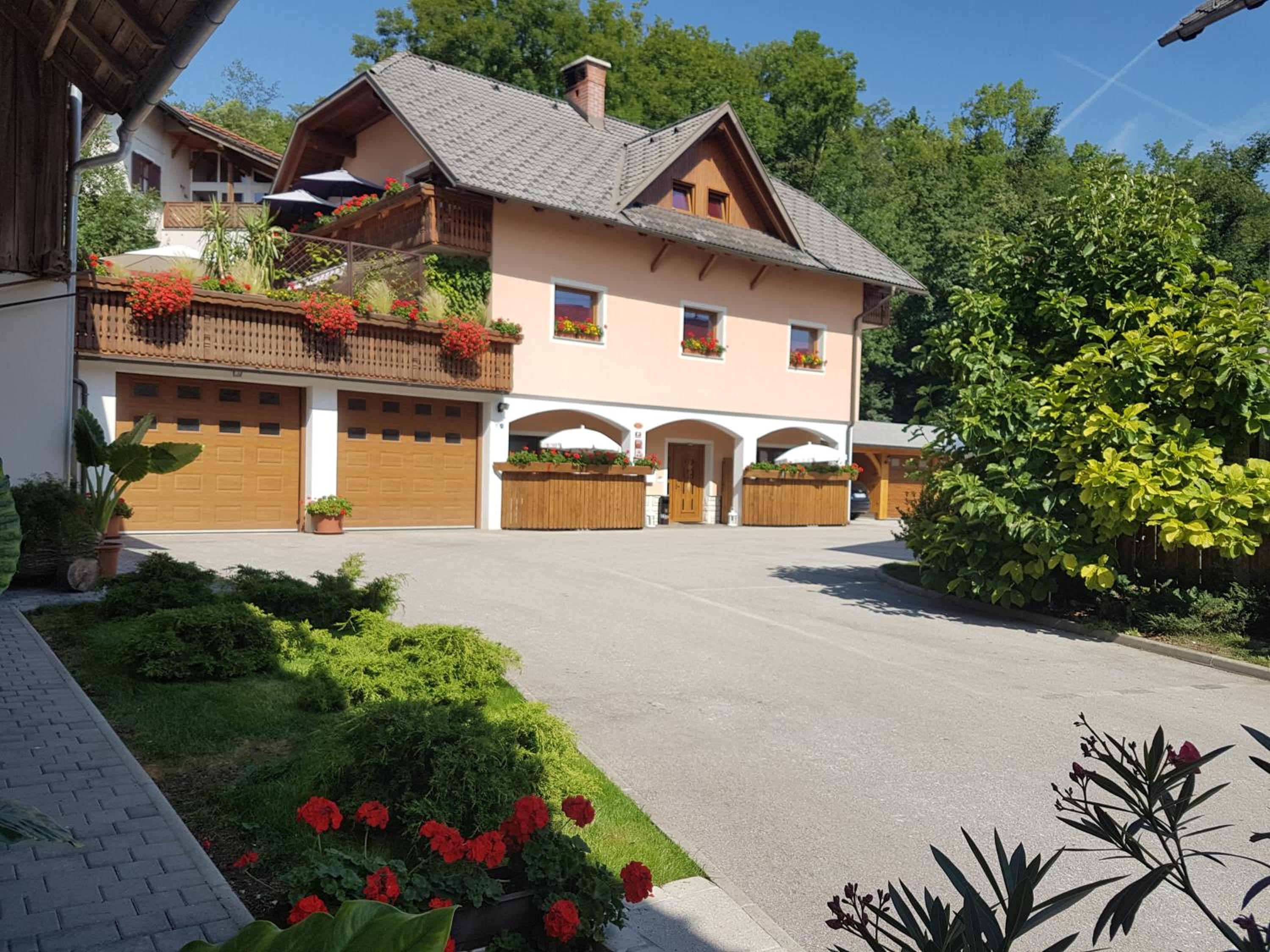 Apartmaji Mežan — photo 115
