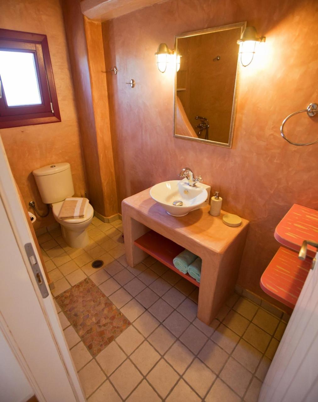 Photo 42