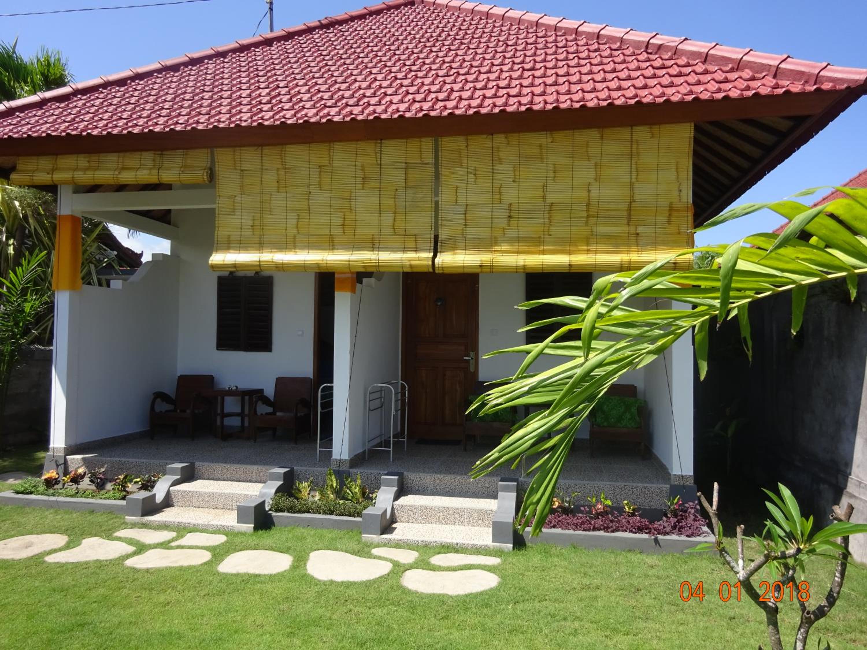 Photo 8