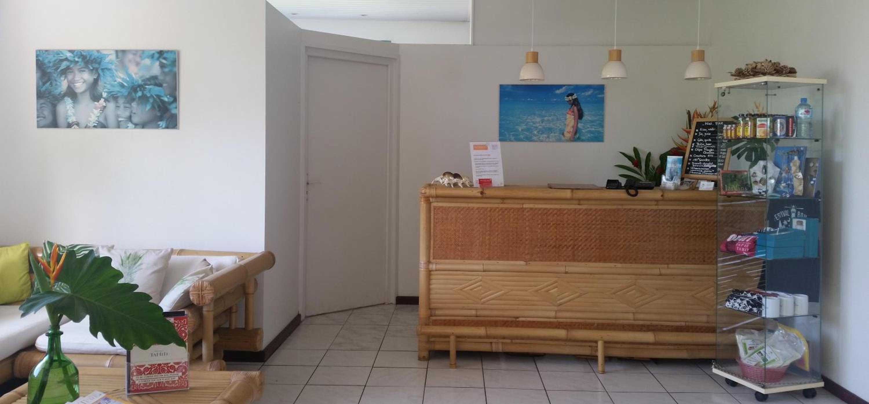 Fare Suisse Tahiti - Guesthouse view 2